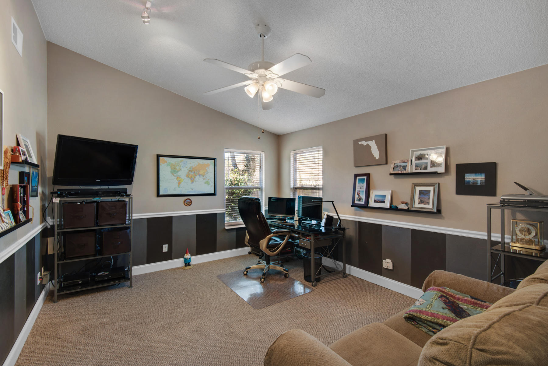 PINE MEADOWS - Residential