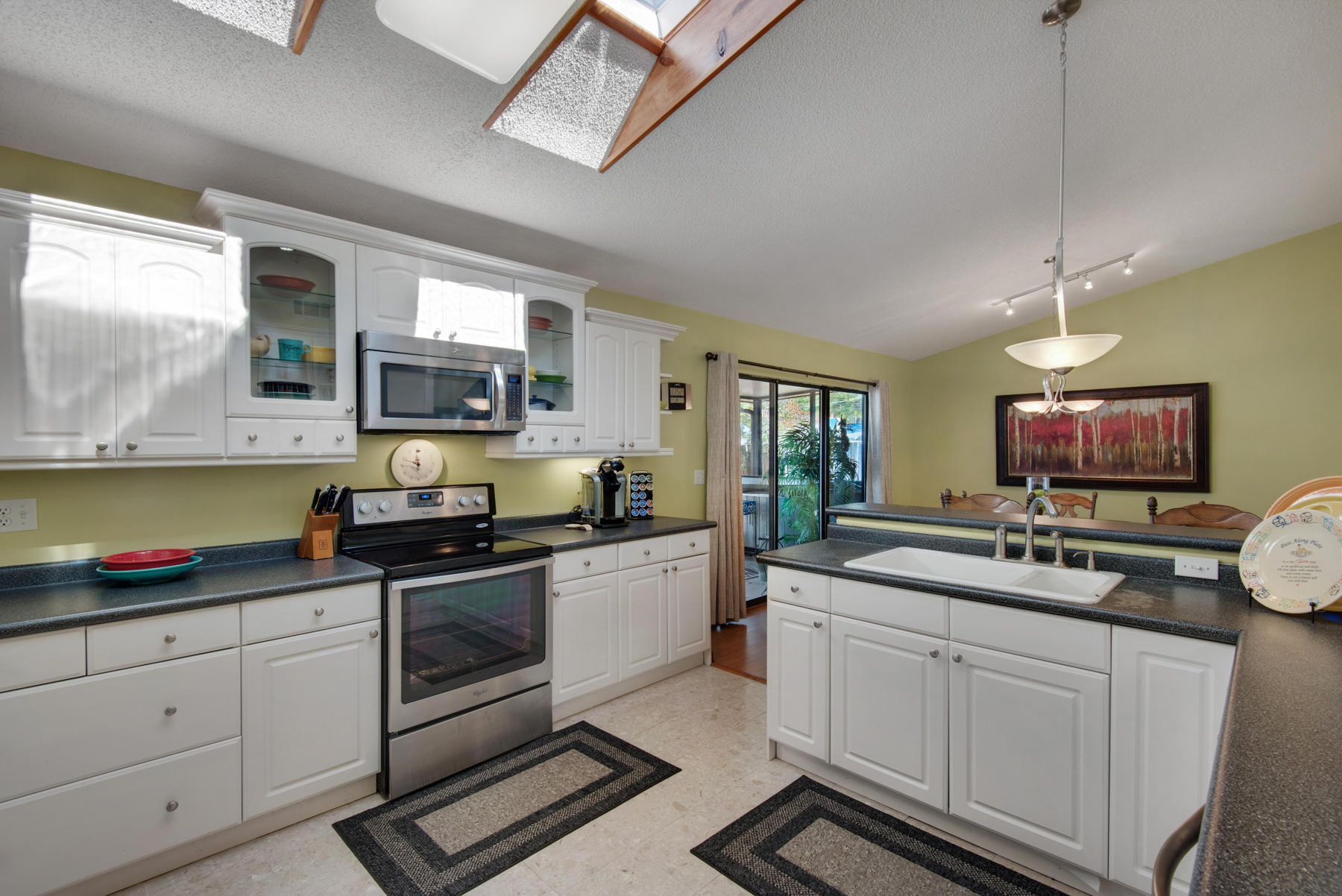 PINE MEADOWS - Residential