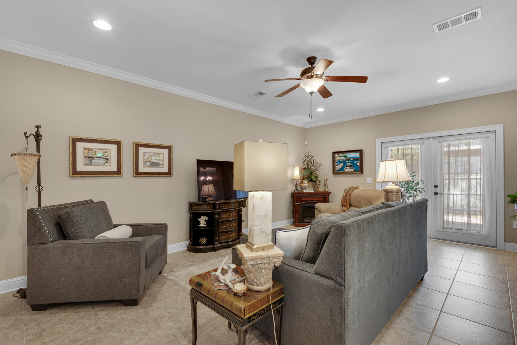 ARROWHEAD - Residential