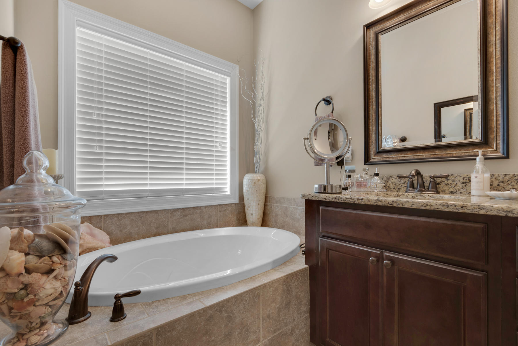 ARROWHEAD - Residential