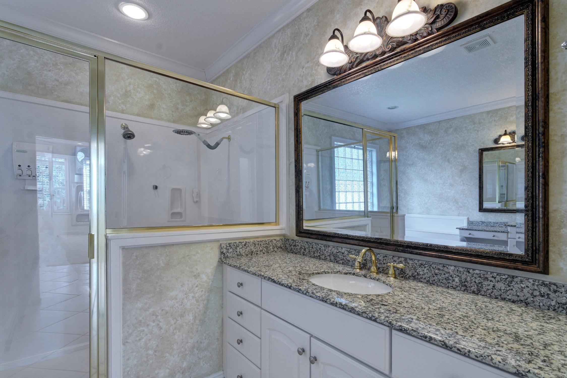 MAGNOLIA HARBOR - Residential