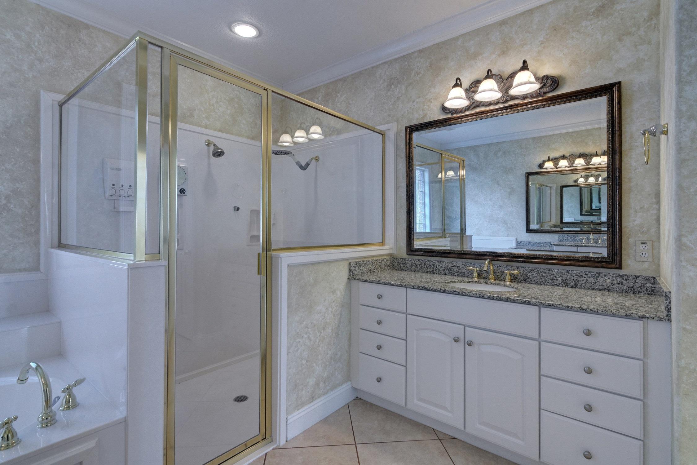 MAGNOLIA HARBOR - Residential