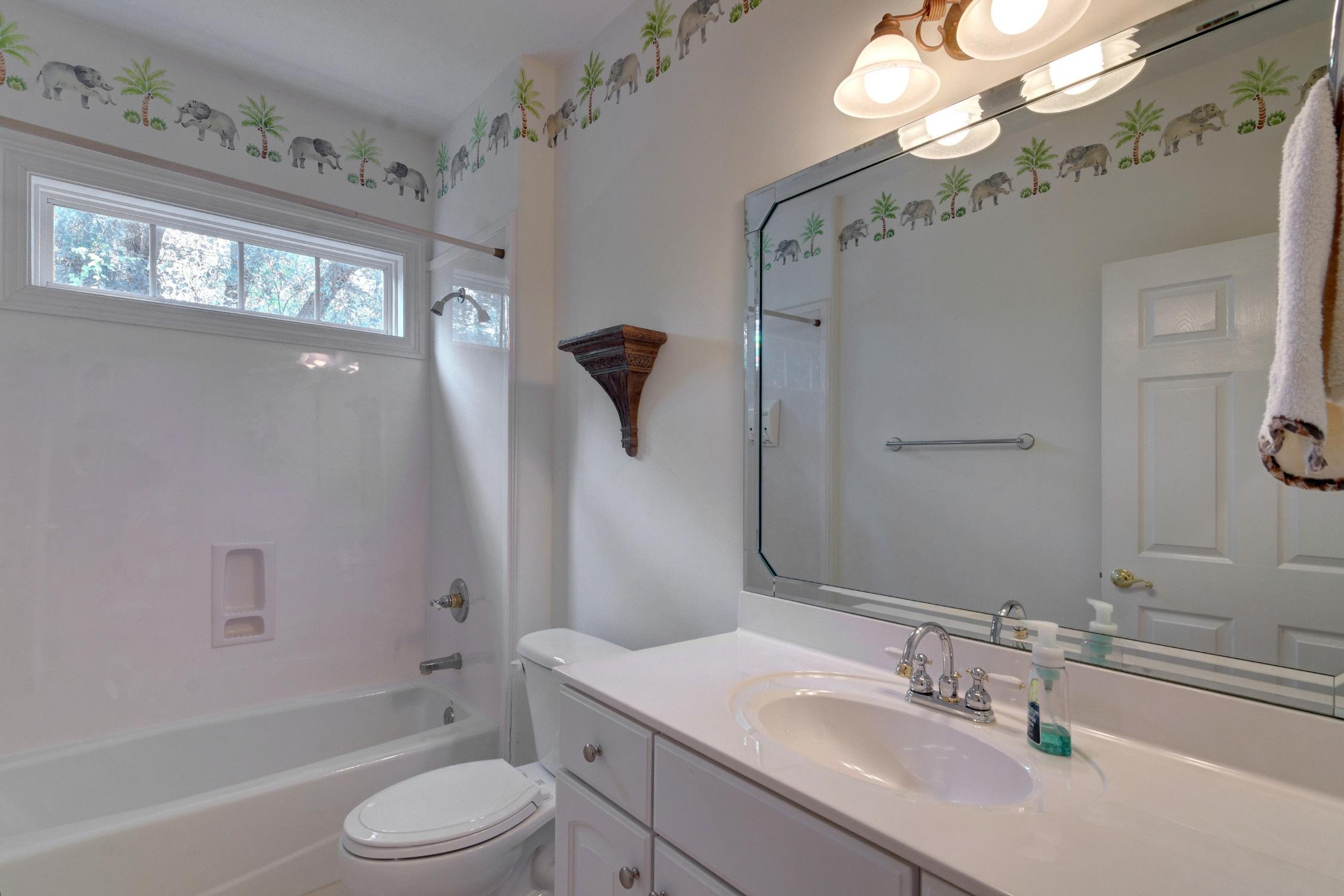 MAGNOLIA HARBOR - Residential