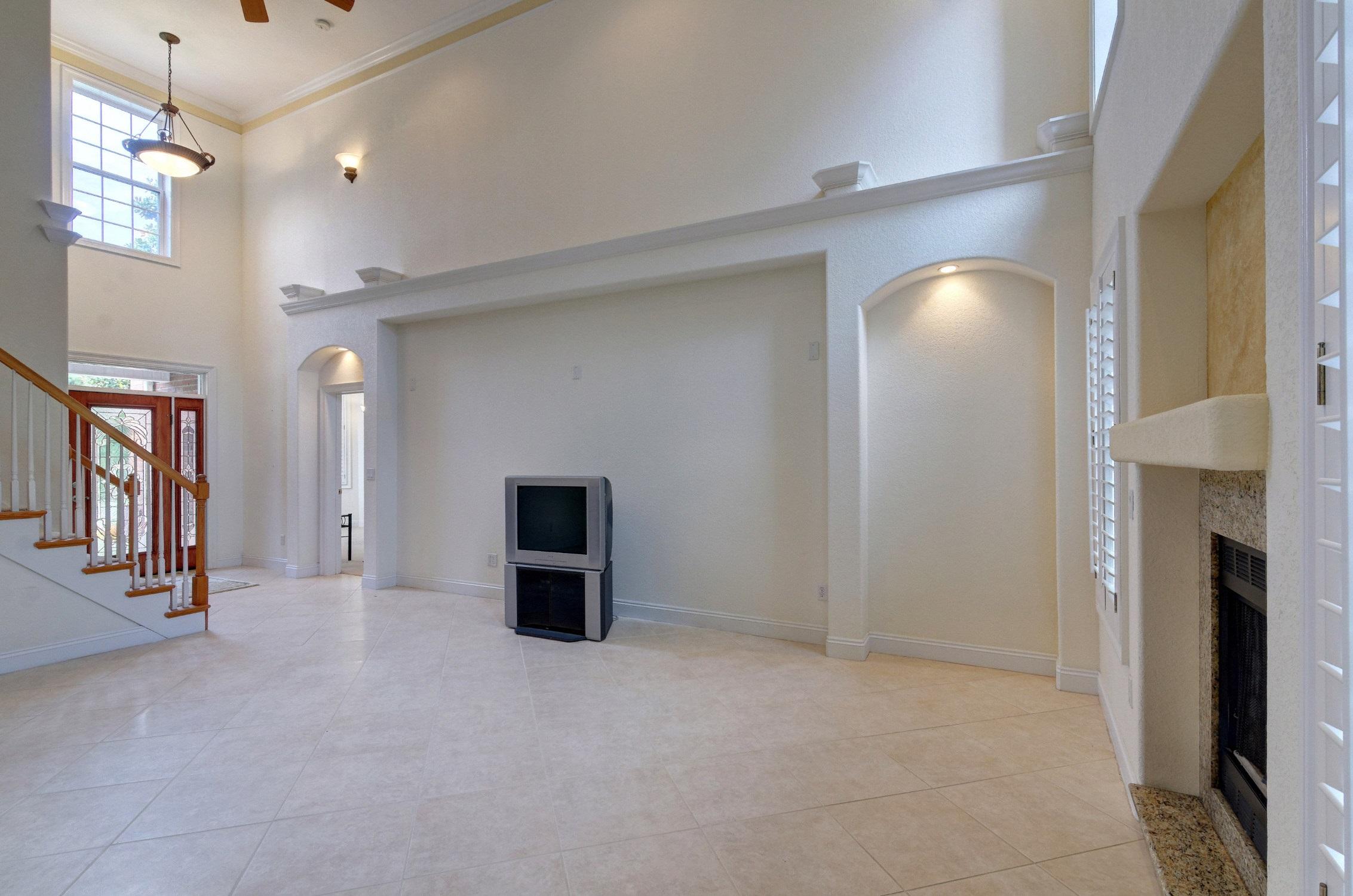 MAGNOLIA HARBOR - Residential