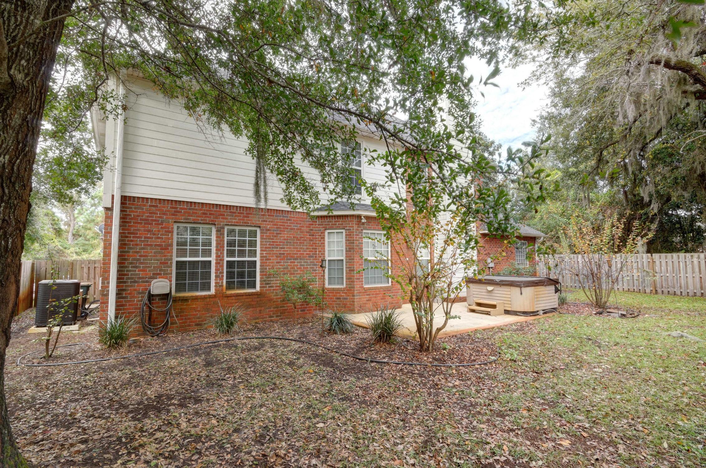 MAGNOLIA HARBOR - Residential