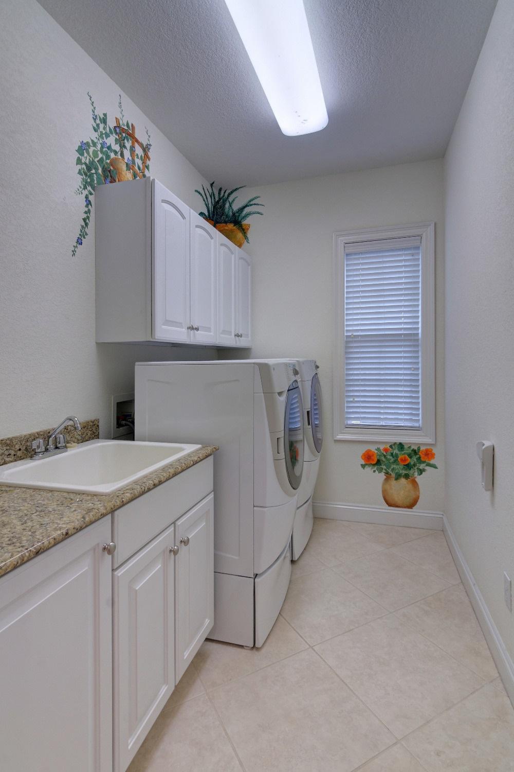 MAGNOLIA HARBOR - Residential