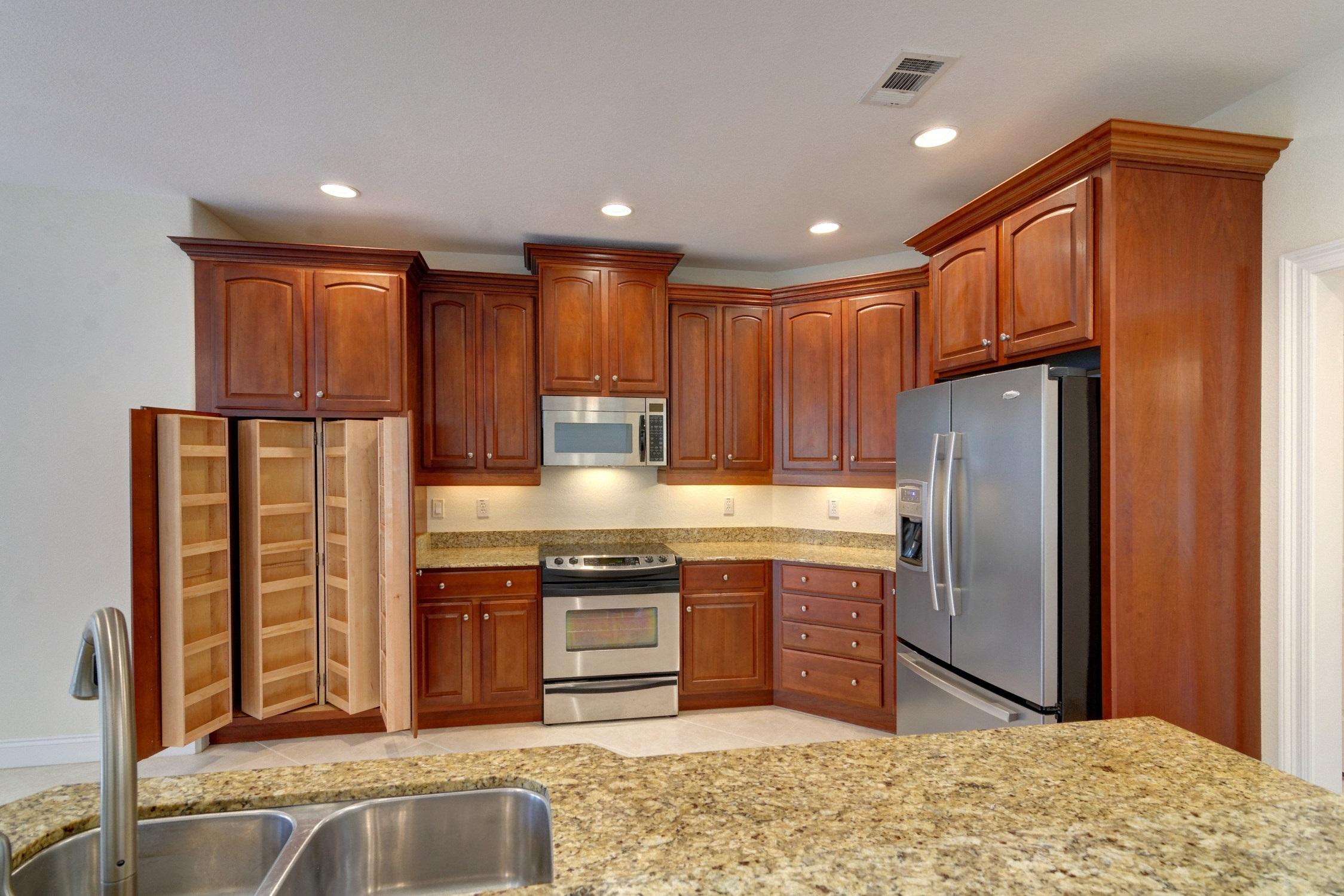 MAGNOLIA HARBOR - Residential