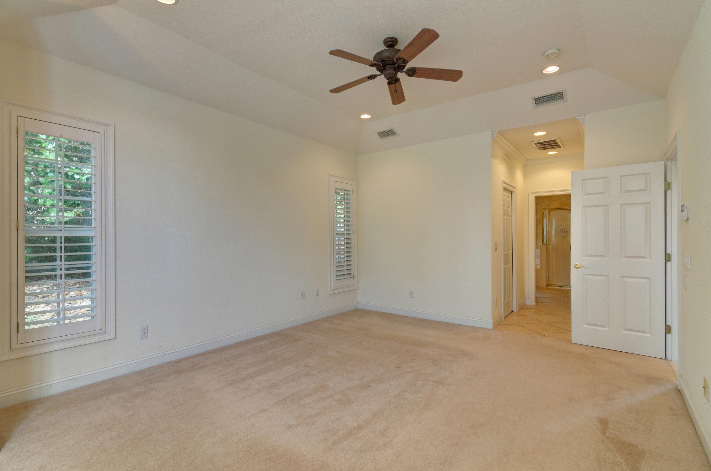 MAGNOLIA HARBOR - Residential