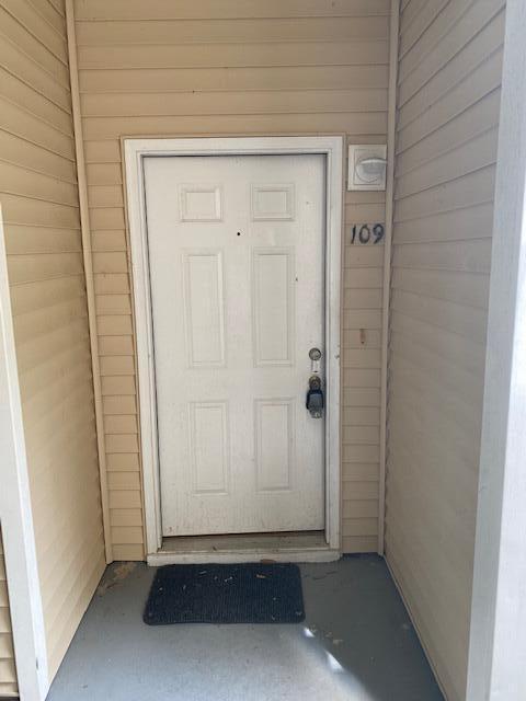 THE OAKS AT NICEVILLE - Residential