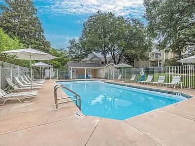 THE OAKS AT NICEVILLE - Residential