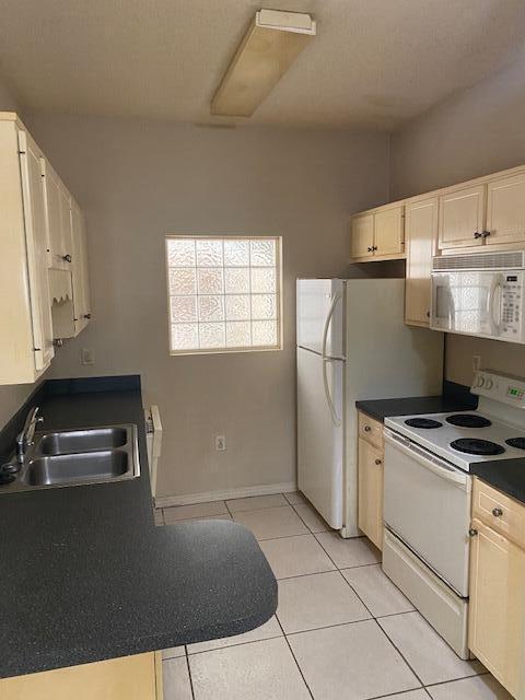 THE OAKS AT NICEVILLE - Residential