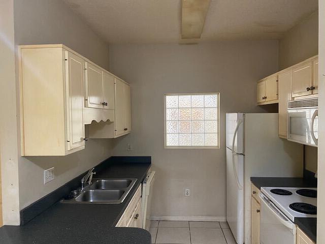 THE OAKS AT NICEVILLE - Residential