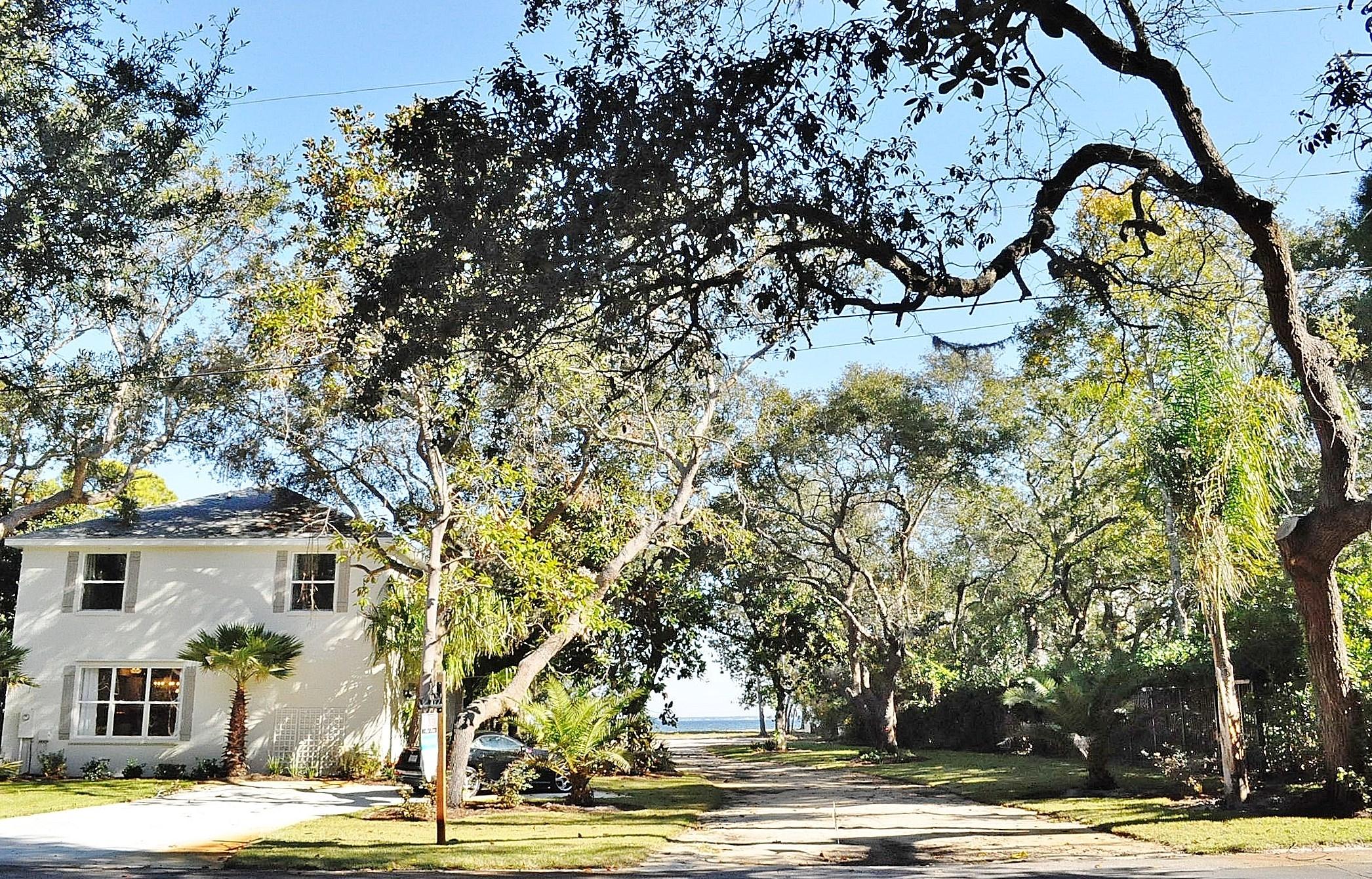 Cobbs Point - Residential