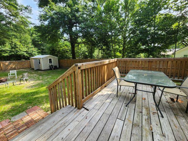 METES & BOUNDS - Residential Lease