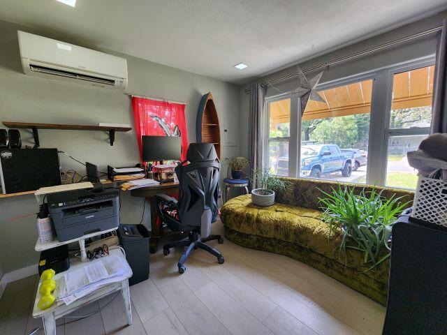 METES & BOUNDS - Residential Lease