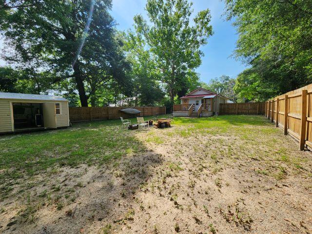 METES & BOUNDS - Residential Lease