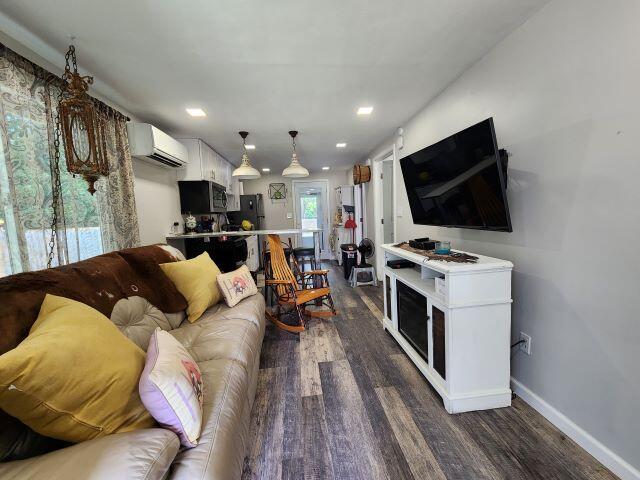 METES & BOUNDS - Residential Lease