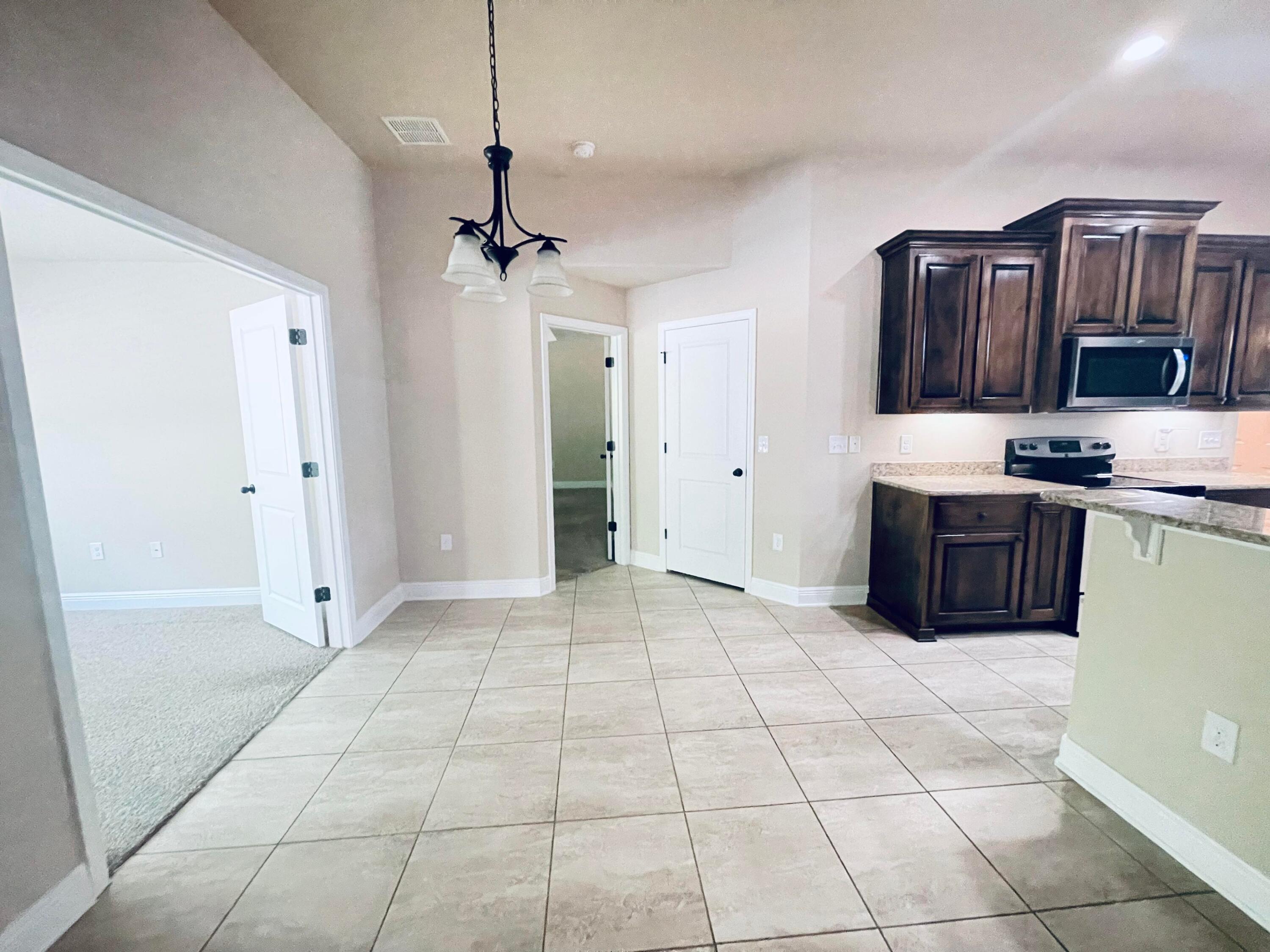 FOX VALLEY - Residential Lease
