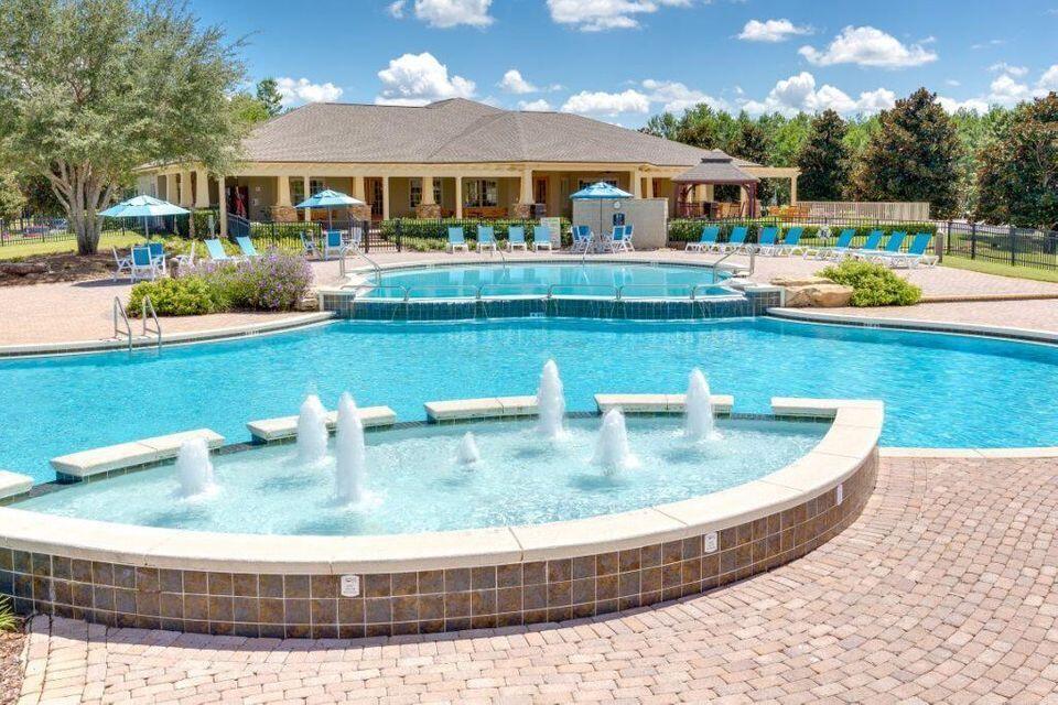 HAMMOCK BAY - Residential