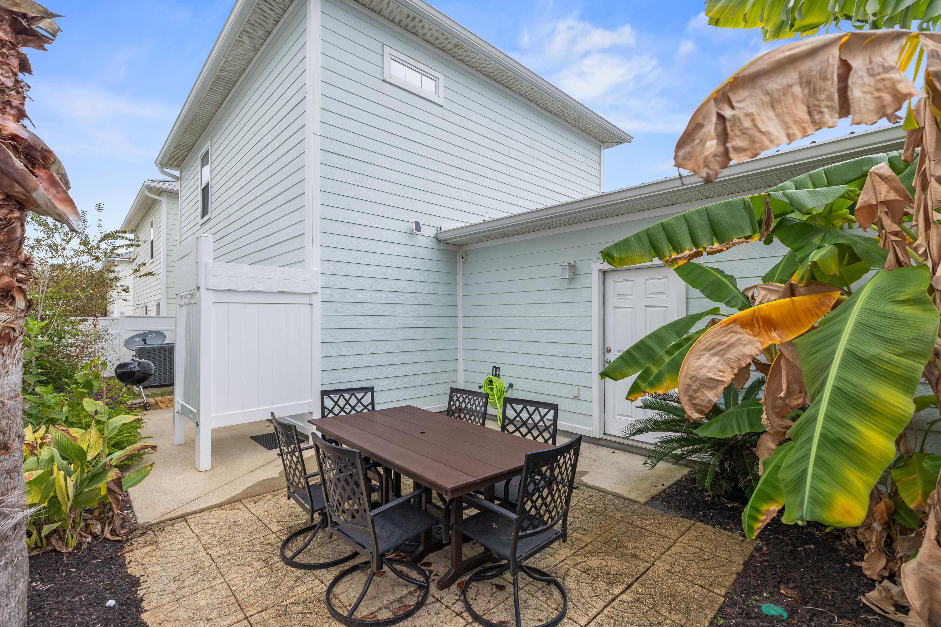 Miramar Palms - Residential