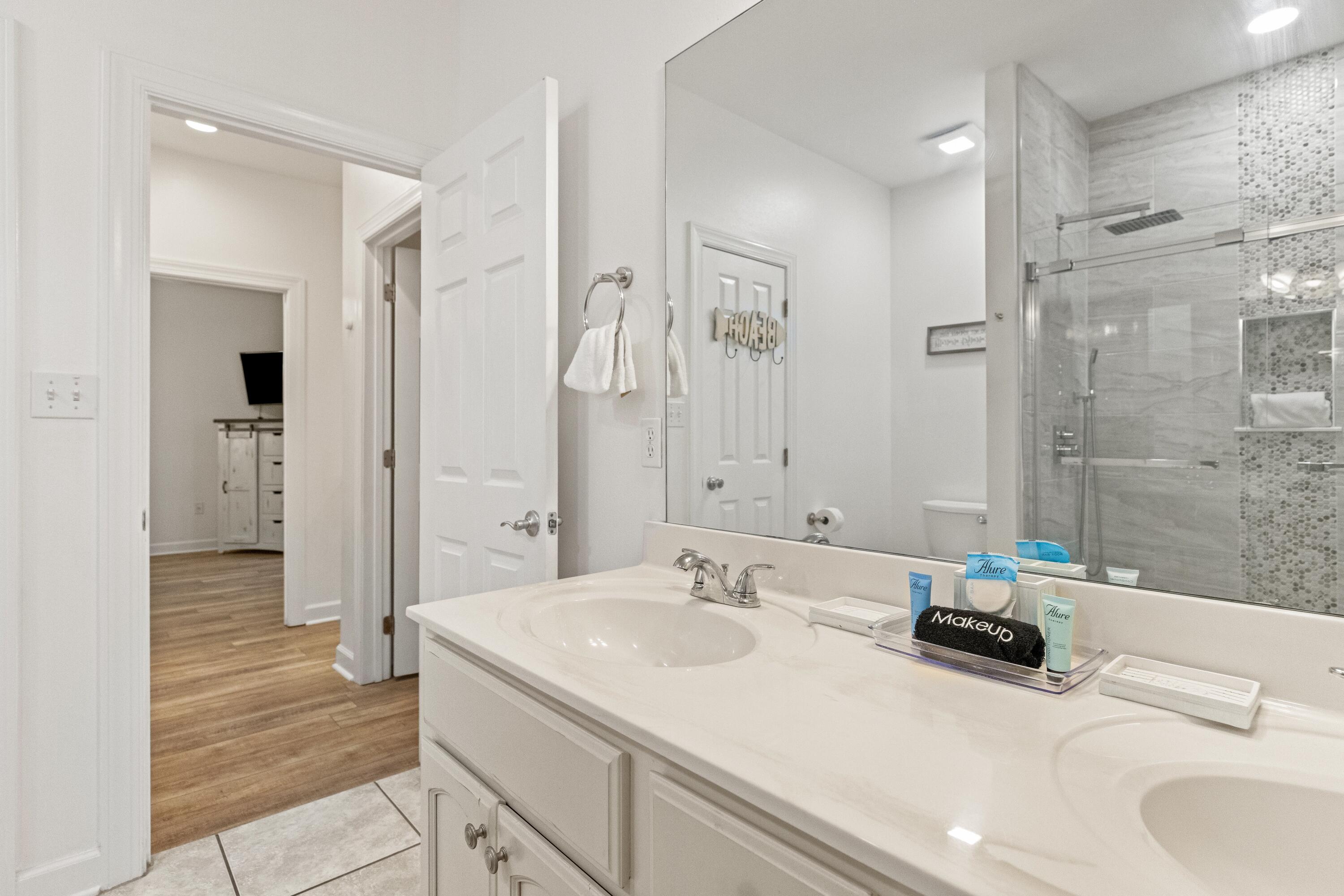 Miramar Palms - Residential
