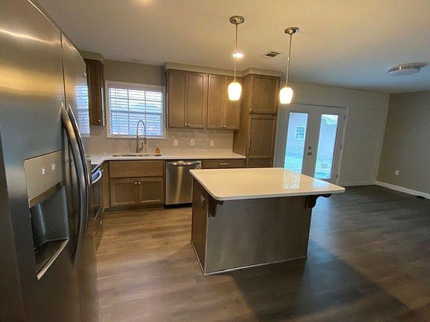 Appraised at 193k. For comp purposes only.