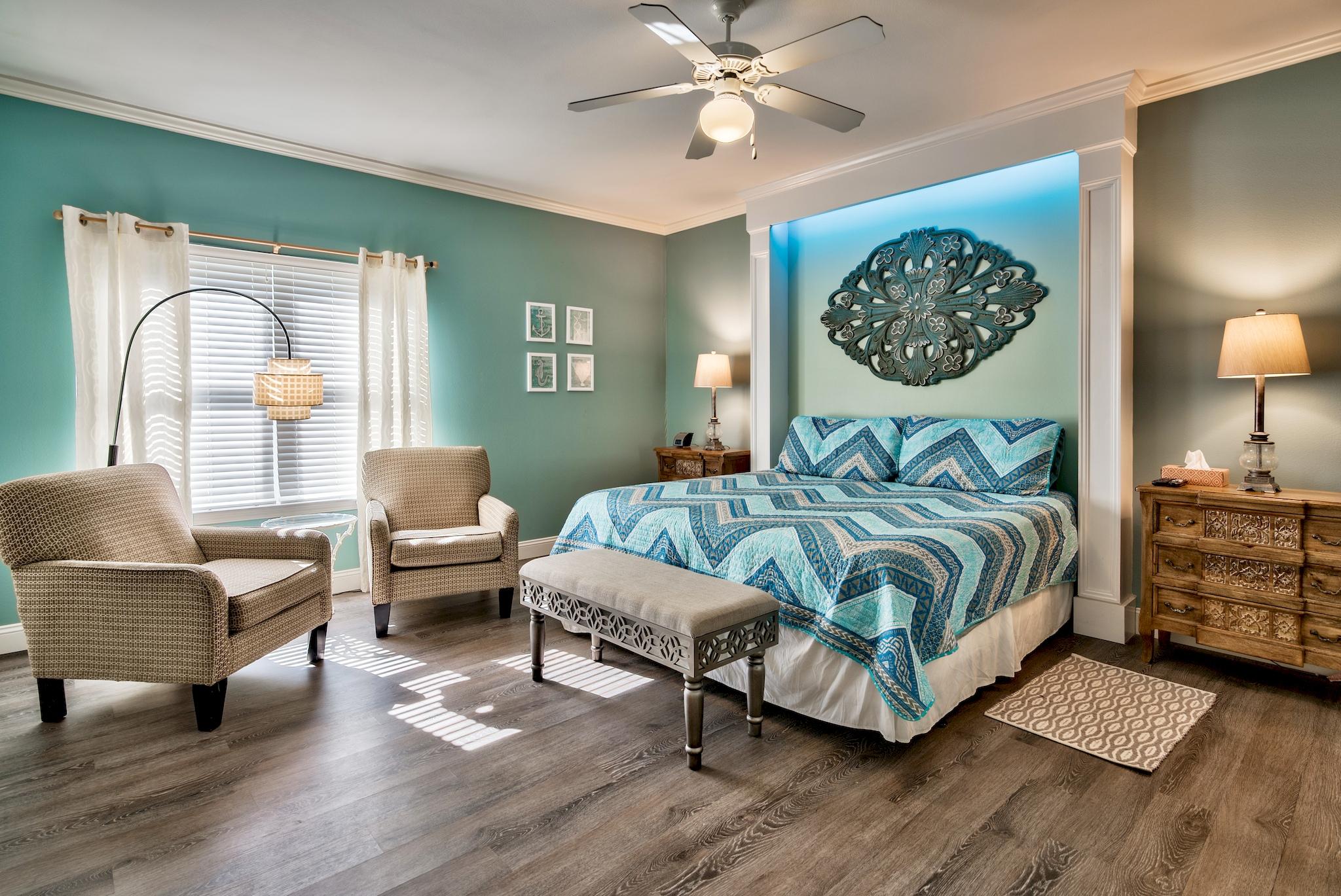 ROYAL SEAESTA - Residential