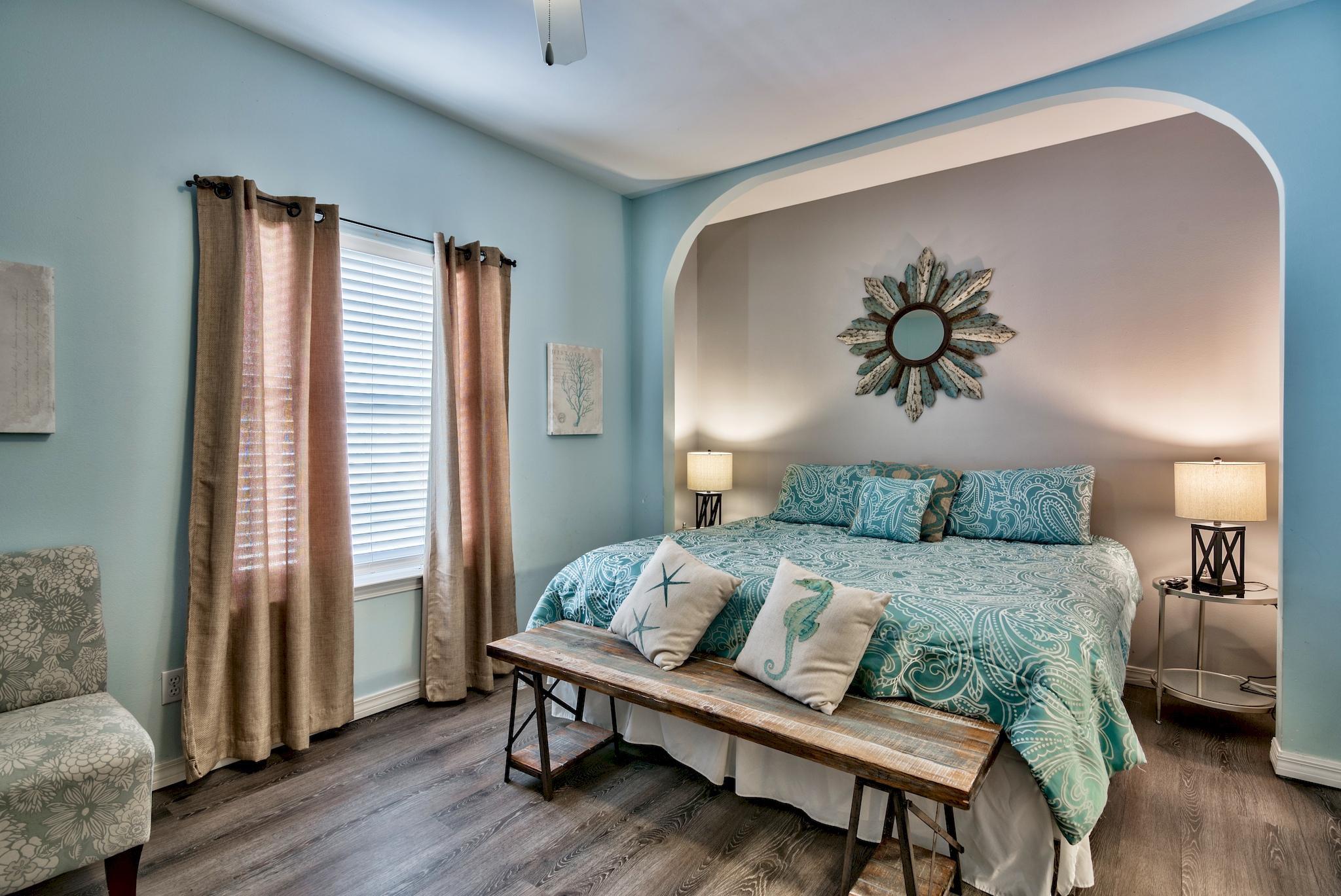 ROYAL SEAESTA - Residential