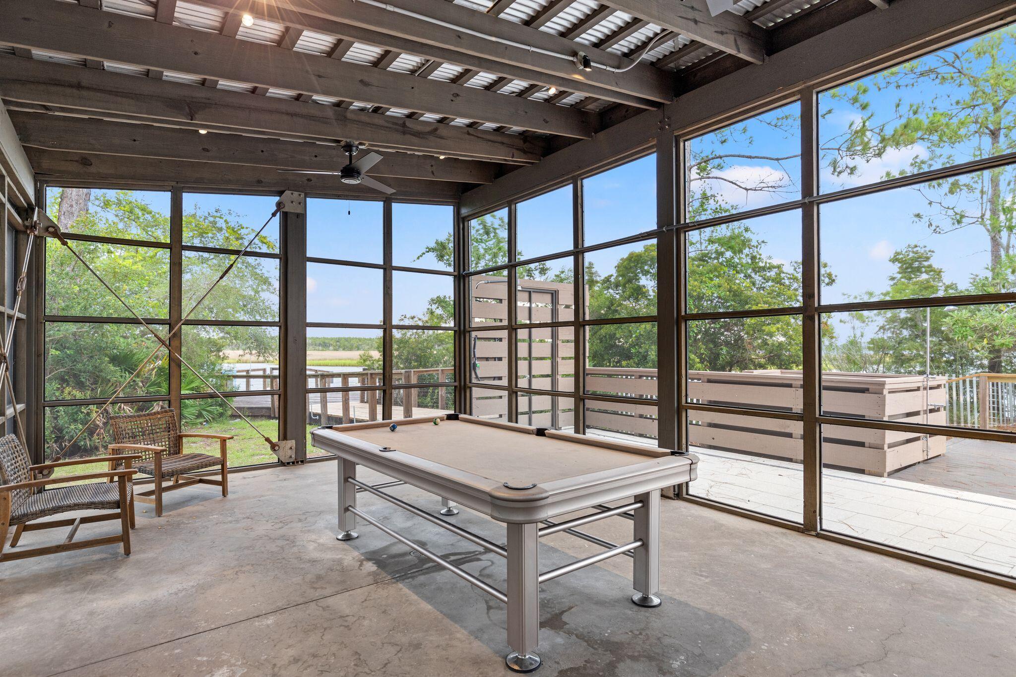 RIVERCAMPS ON CROOKED CREEK - Residential