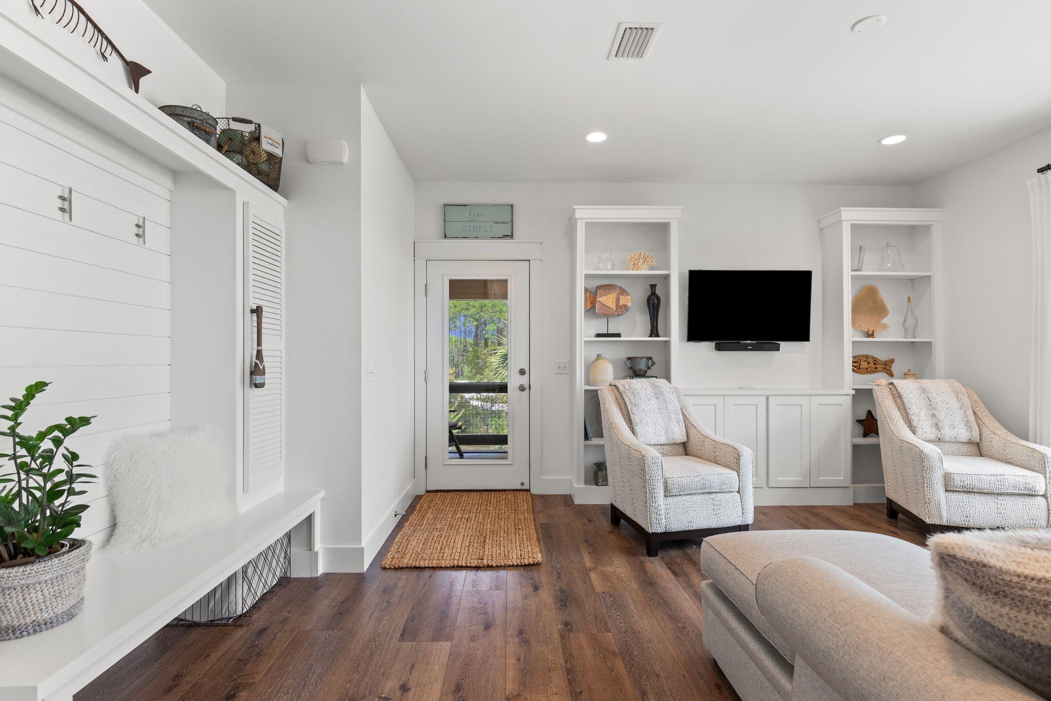 RIVERCAMPS ON CROOKED CREEK - Residential