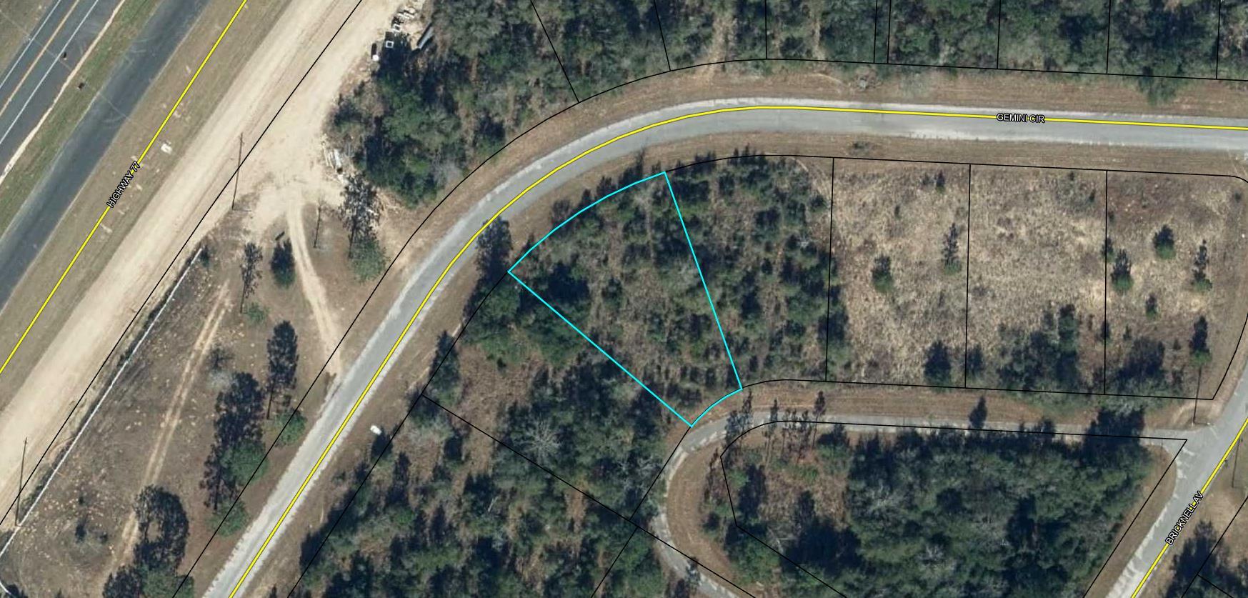 Love Golf? Dream of having a home built in proximity to your clubhouse and golf course without paying high HOA fees? This .357 acre lot is perfect for you. Other than the clubhouse and beautiful Green Golf turf, Sunny Hills offers numerous lakes with white sandy beaches and clear water throughout for recreational activities such as swimming, boating, and fishing, but also provides a short drive, approximately 45 minutes to Panama City beaches when you want to visit a different slice of heaven. Northwest Florida Beaches International Airport, and Pier Park shopping are approximately 45 minutes. Approx. 20 miles from local shopping, medical, and other local amenities in Chipley.