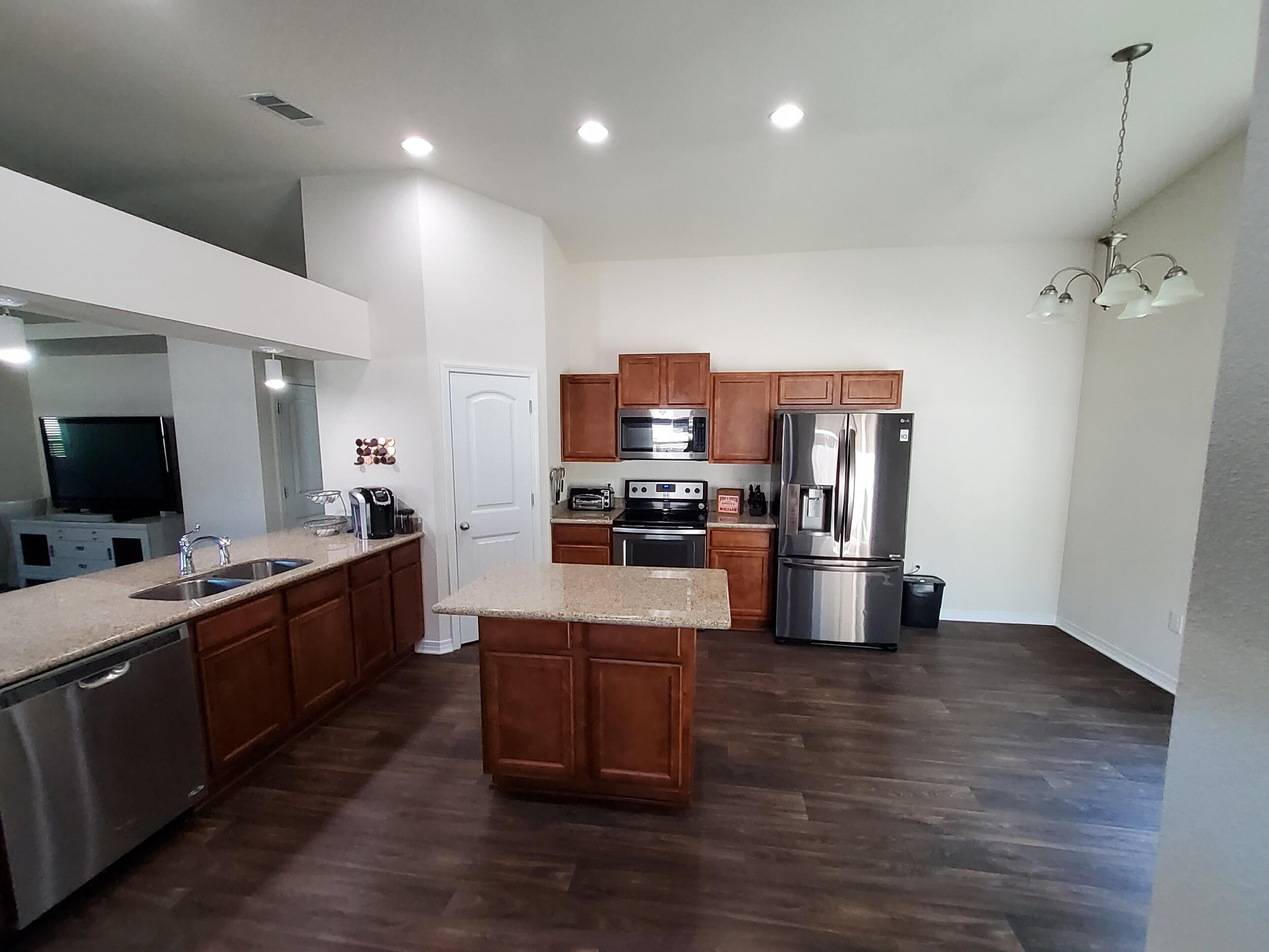 NAVARRE S/D 1ST ADDN - Residential