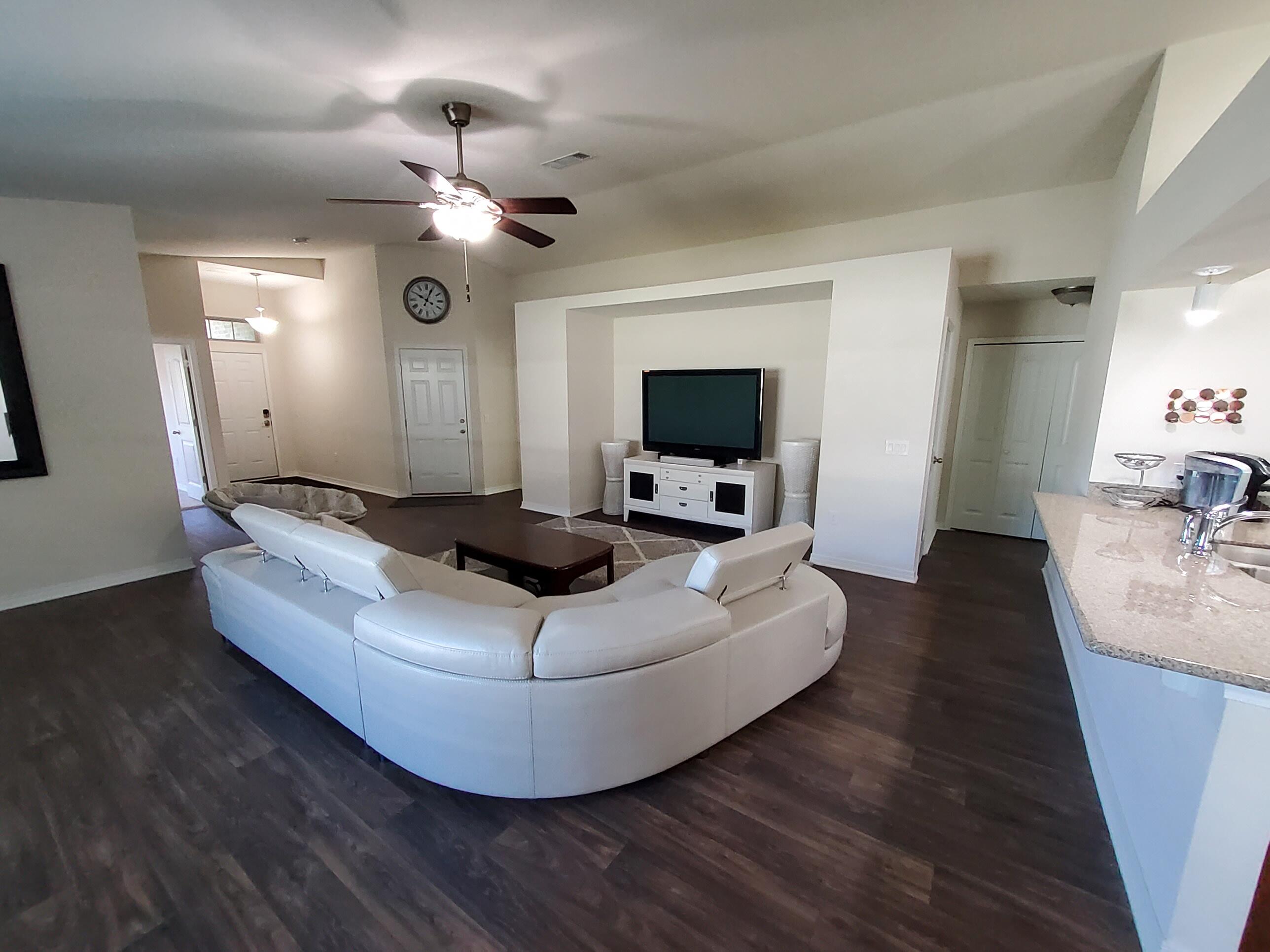 NAVARRE S/D 1ST ADDN - Residential