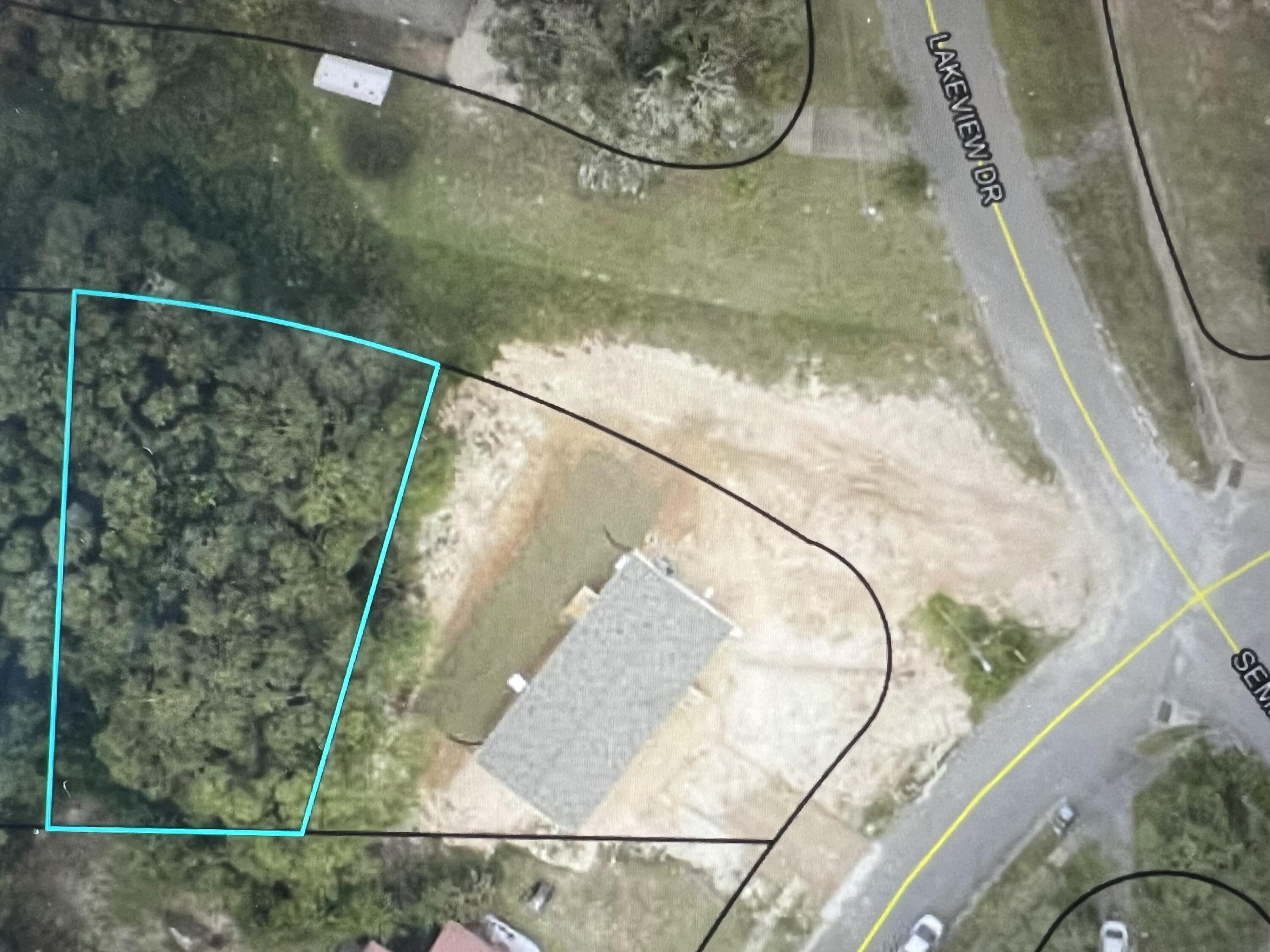 REO Bank owned Residential single family homesite . City does allow for new mobile homes in the area you will find a newer mobile home on the corner of Panama and Lakeview Dr. Great for your new home or for a rental income property. Rentals are hard to find and at this price you will have a winning start.