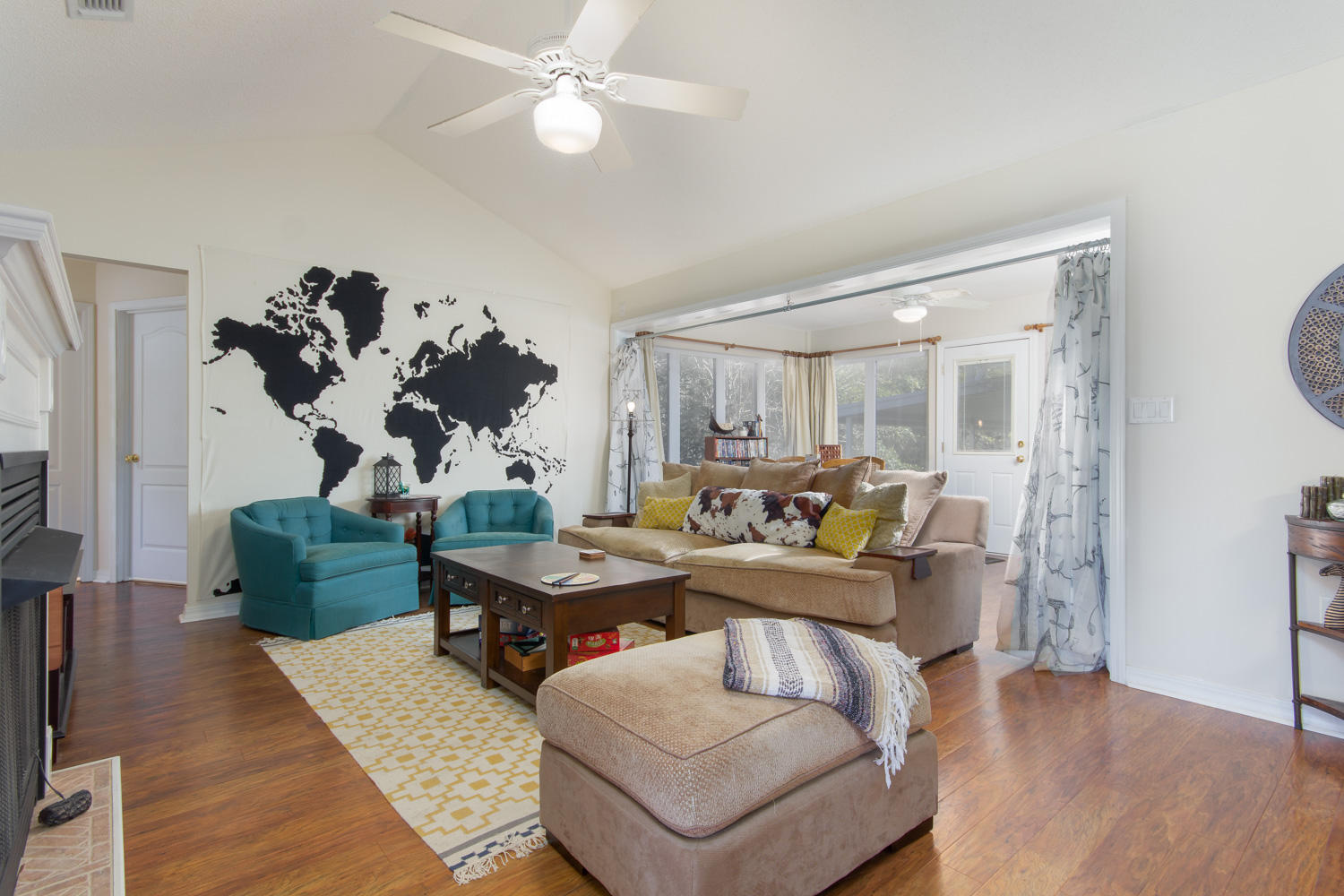 COUNTRY CLUB ESTATES 1 OF CRESTVIEW - Residential