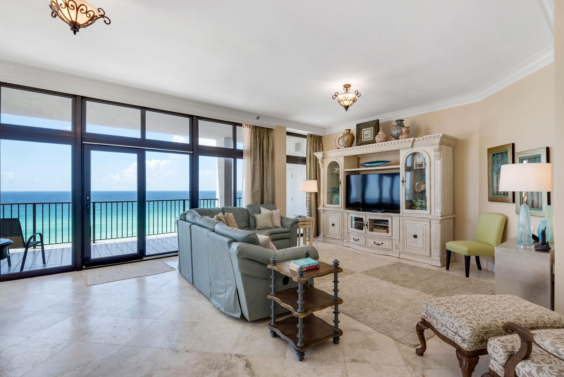 REGENCY TOWERS - Residential