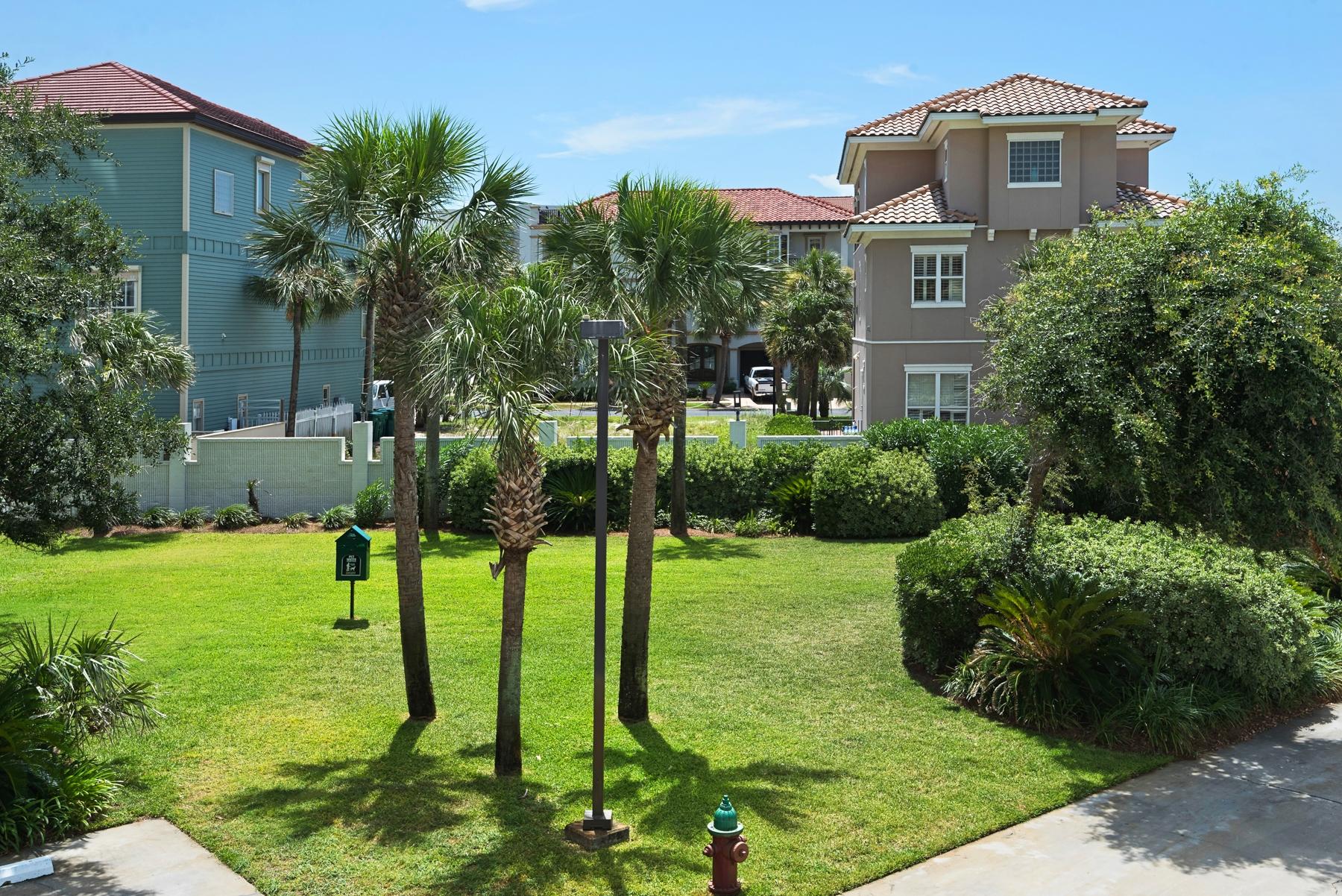 REGENCY TOWERS - Residential