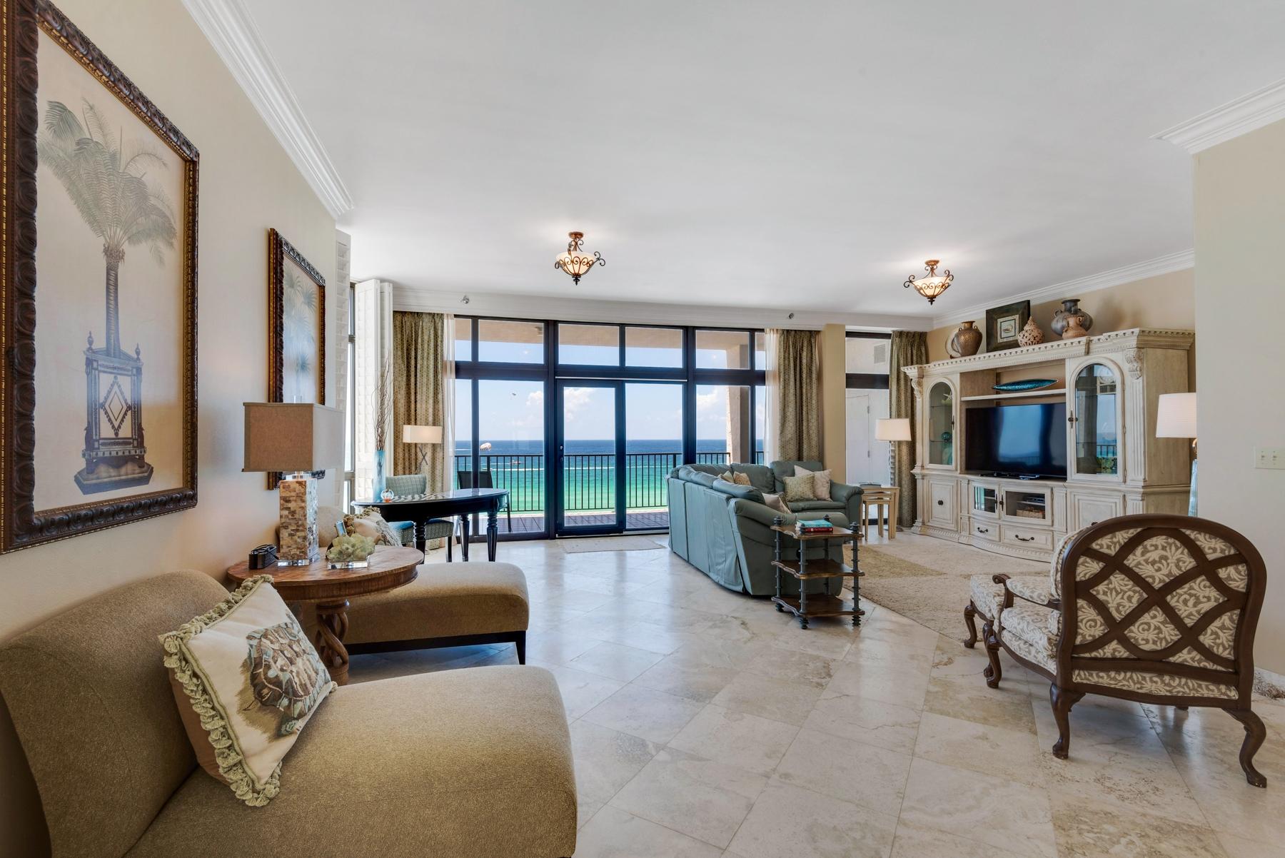 REGENCY TOWERS - Residential