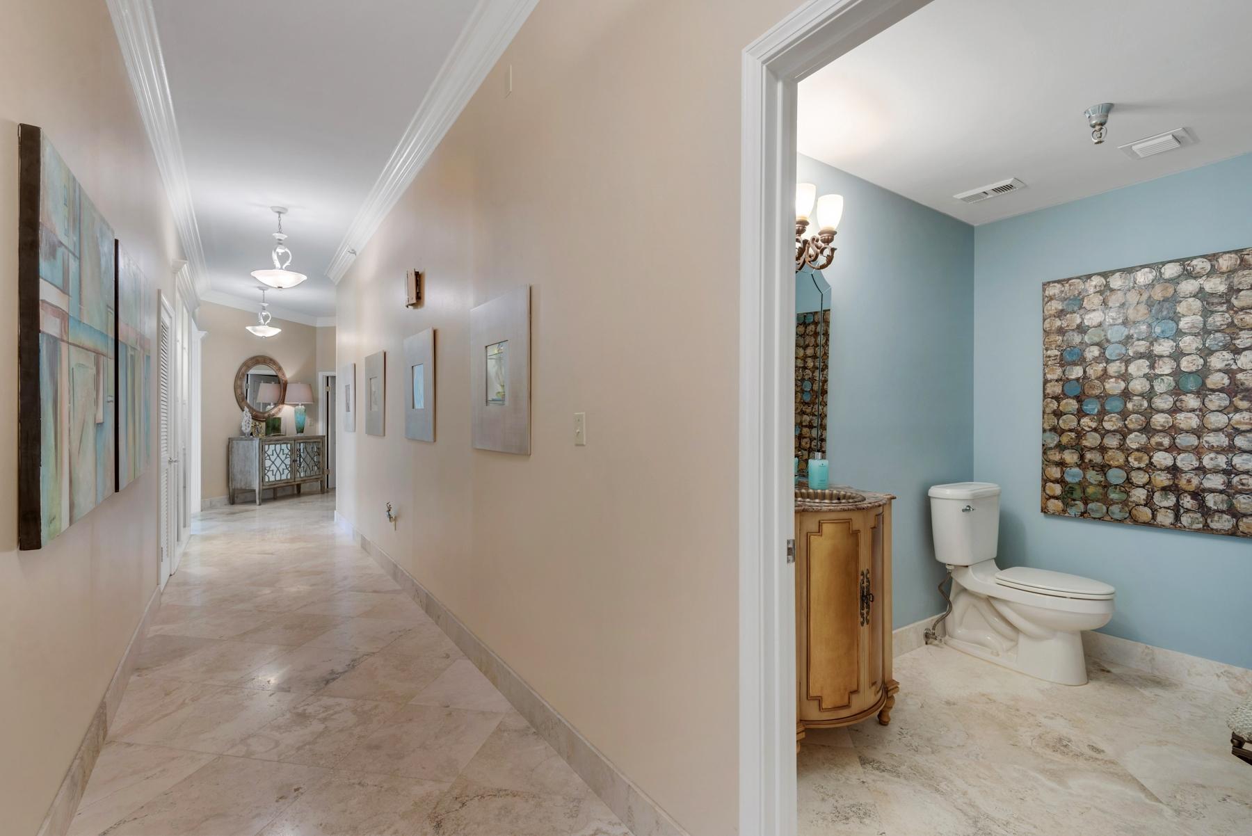 REGENCY TOWERS - Residential