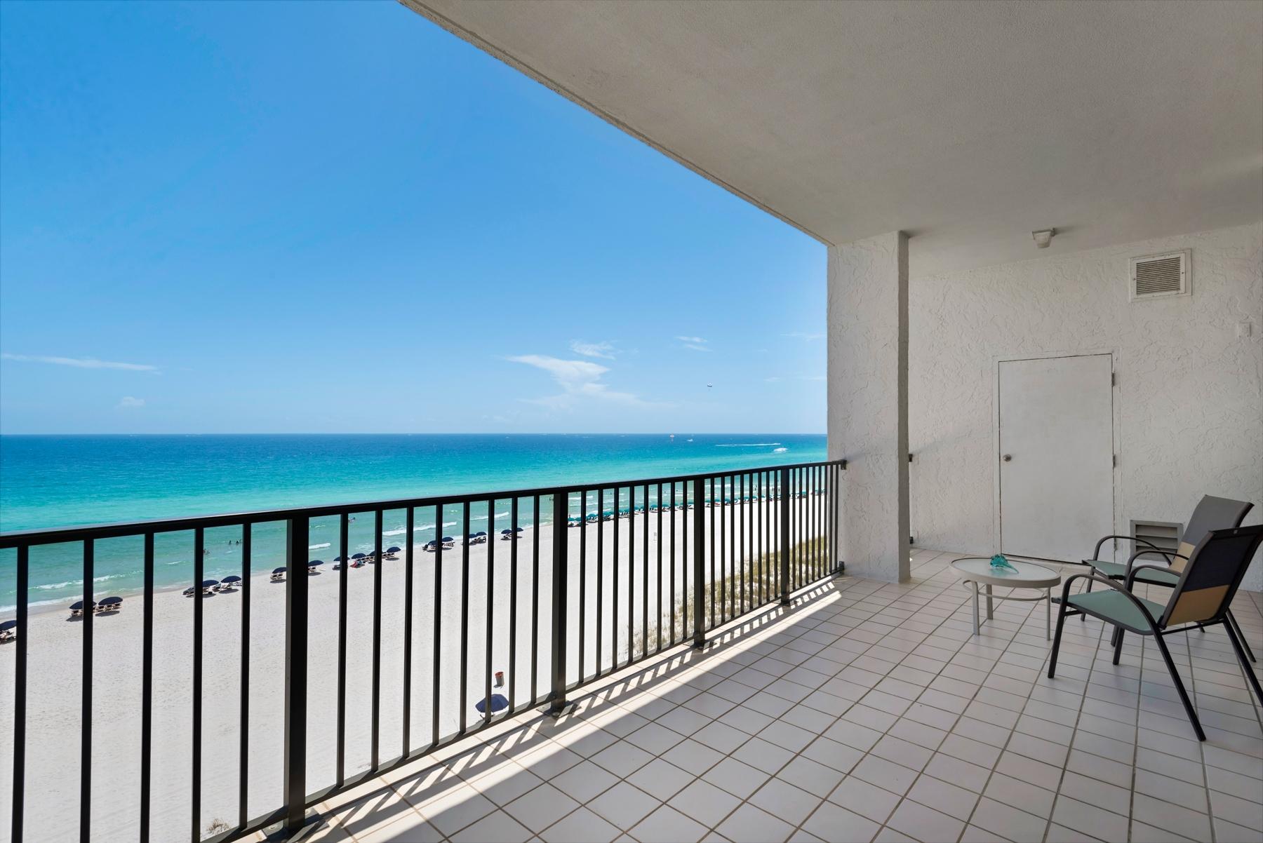 REGENCY TOWERS - Residential