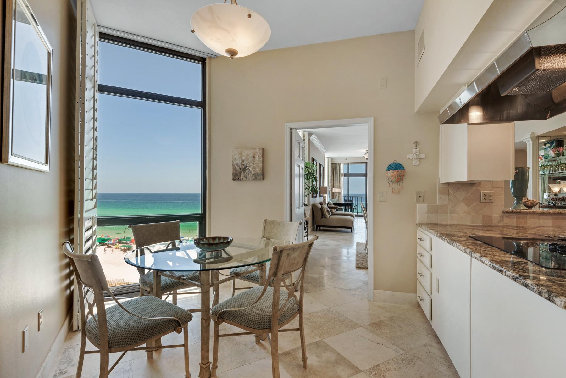 REGENCY TOWERS - Residential