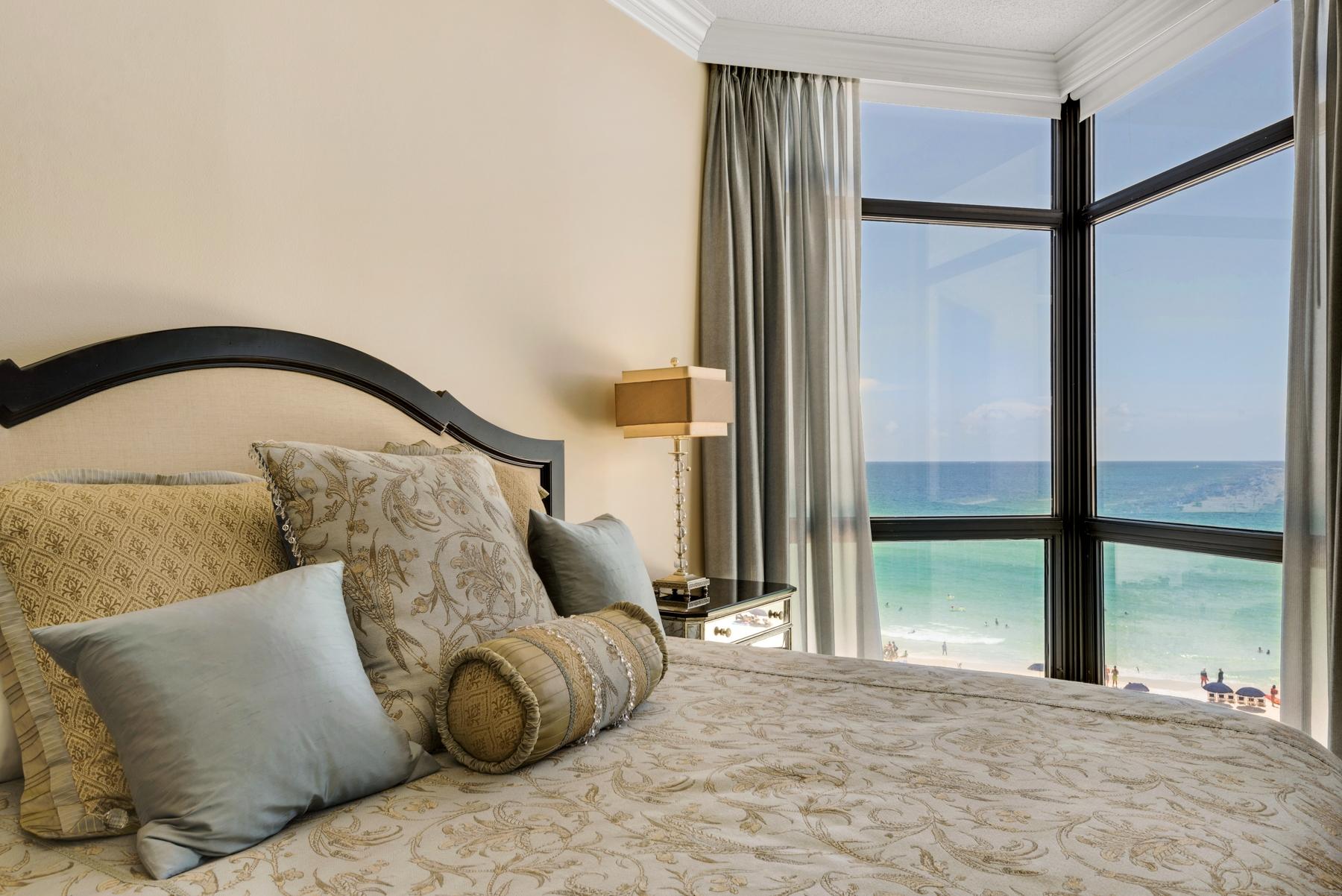 REGENCY TOWERS - Residential