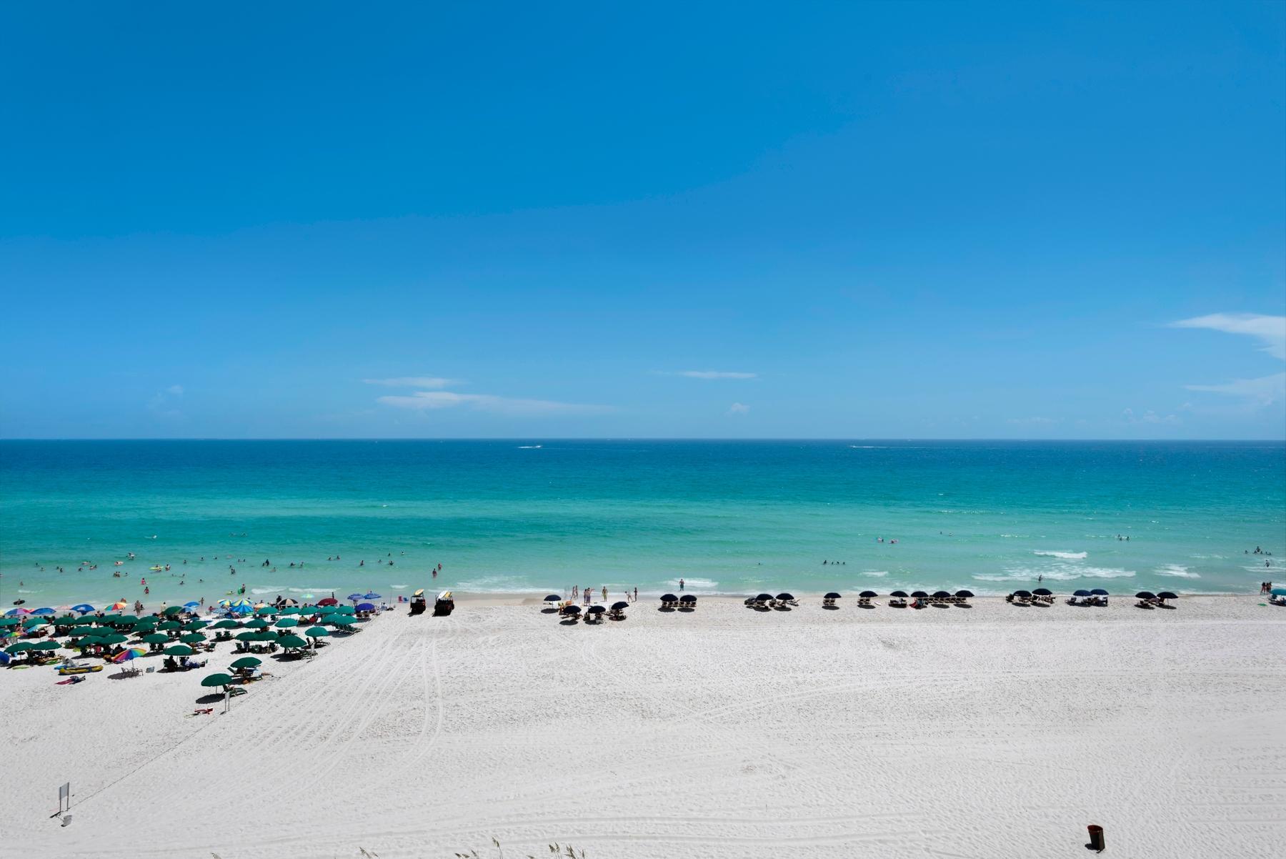 REGENCY TOWERS - Residential