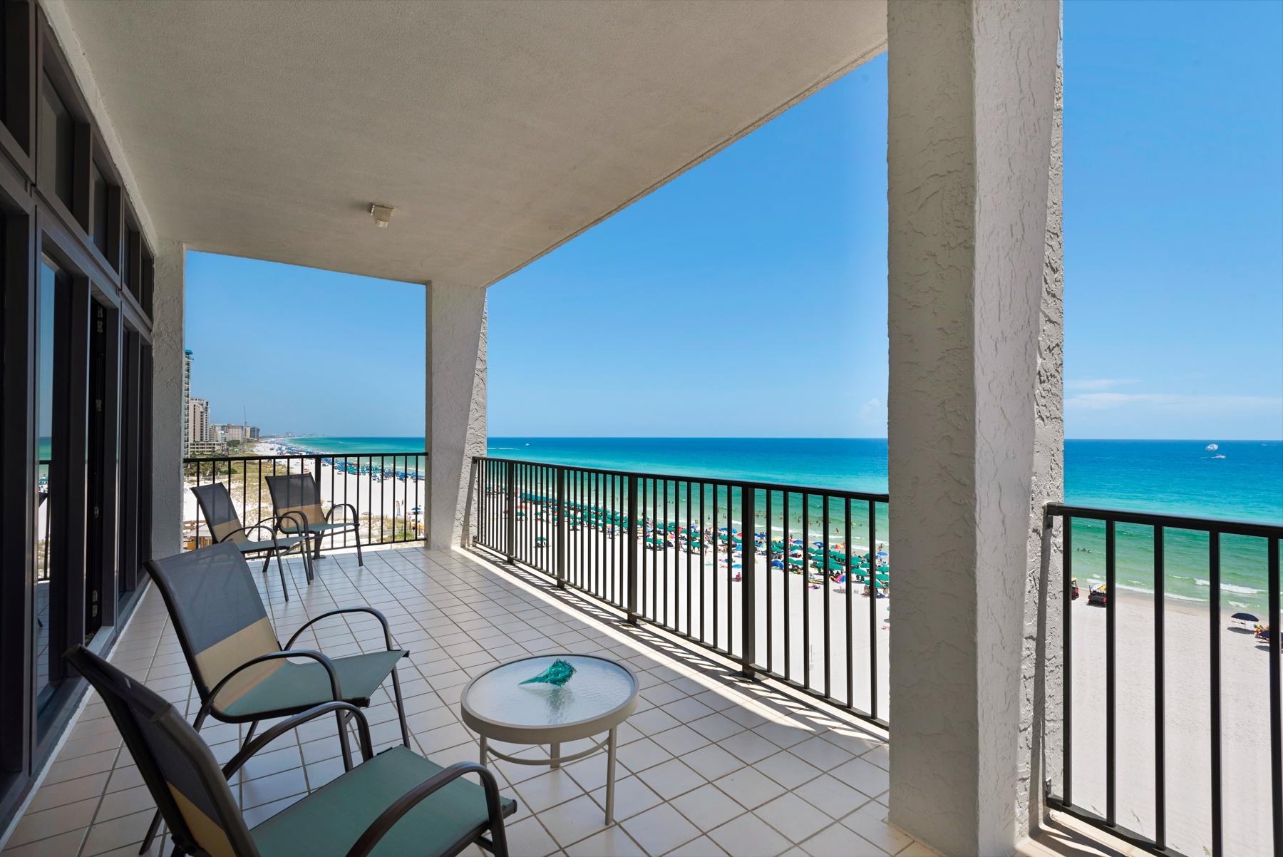 REGENCY TOWERS - Residential