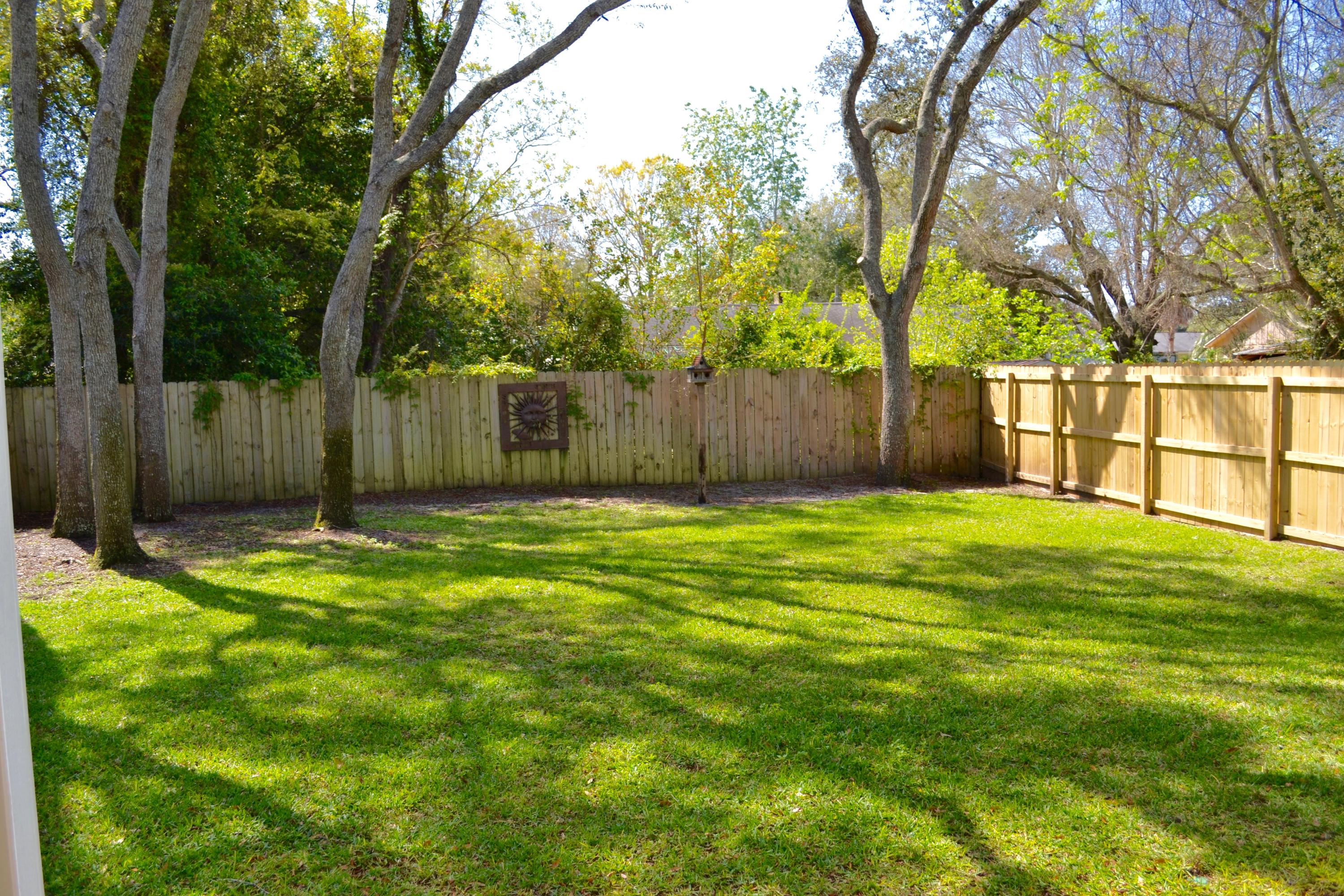 This one story home is immaculate and ready for move in. This house is centrally located to schools, shopping, parks and restaurants. Relax on the covered porch looking out over the manicured lawn. This house is perfect and waiting for a new owner! Seller says bring all offers!