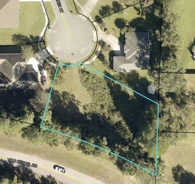 Bring your home plans to build your dream home in the beautiful Silver Oaks Subdivision. This .51 acre lot is cleared, level and located in a cul de sac. The Silver Oaks Subdivision boast sidewalks and street lights. For an additional fee you can have access to the community pool . This lot s located just outside city limits so you have county taxes!