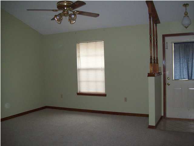 KINGS CROSSING PH 1 - Residential Lease