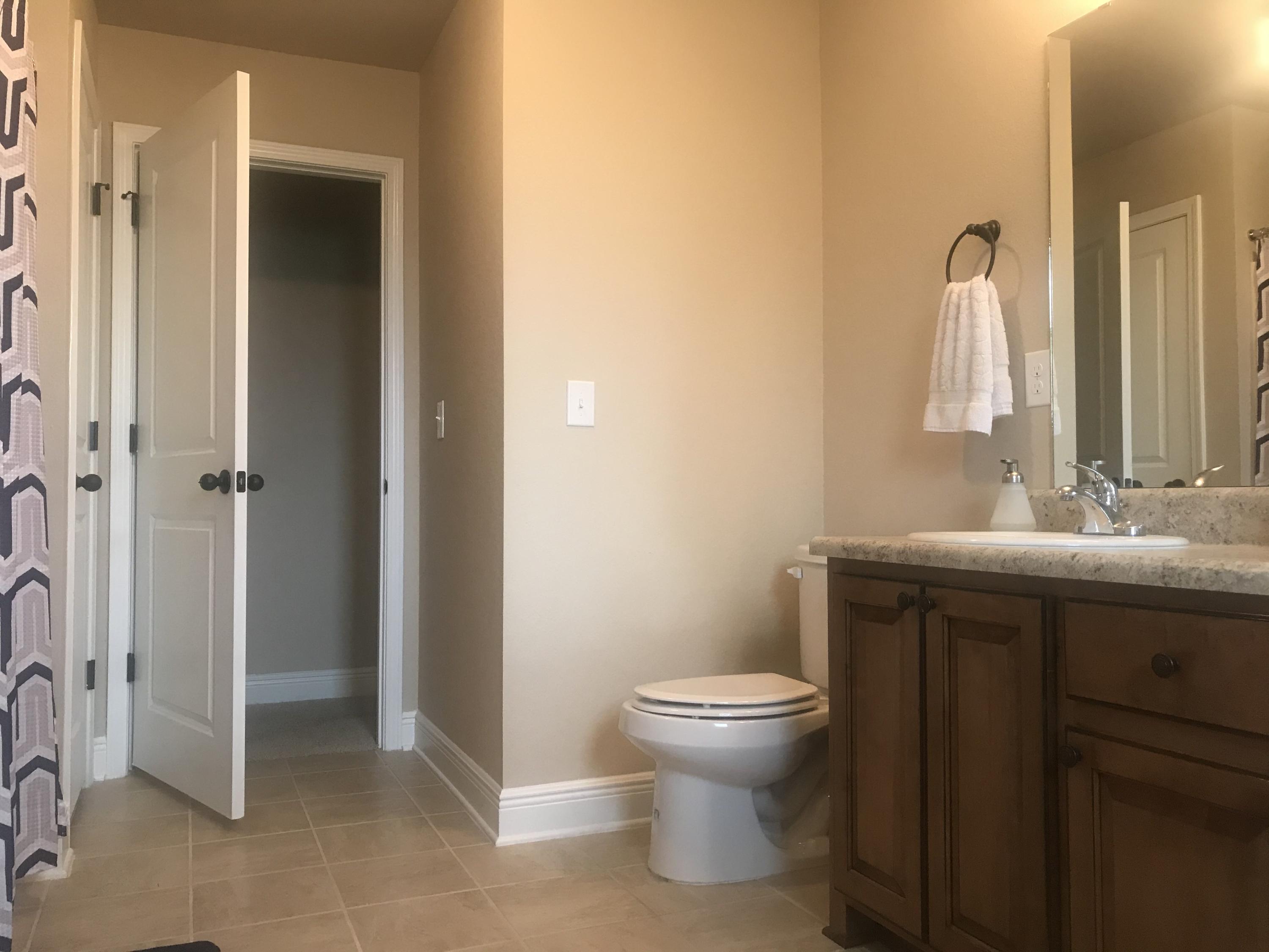 FOX VALLEY - Residential