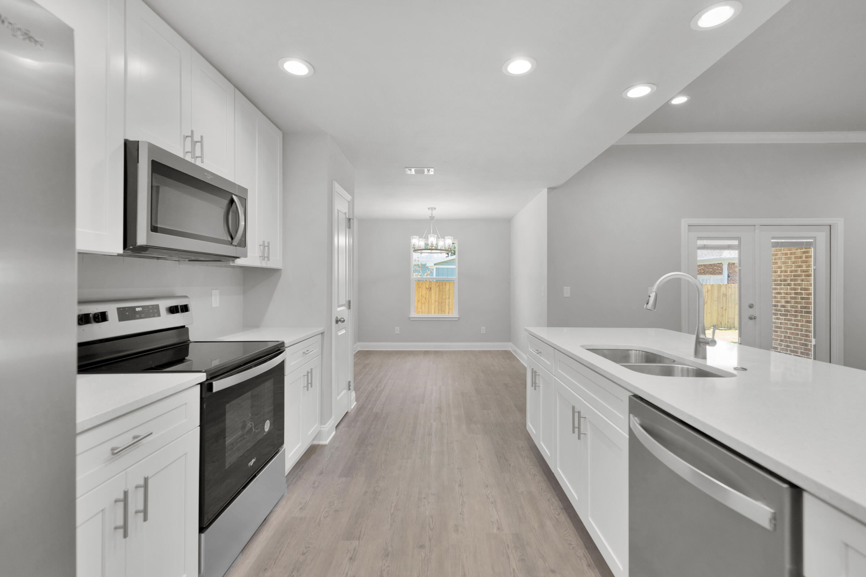 SEASHORE VILLAGE - Residential Lease