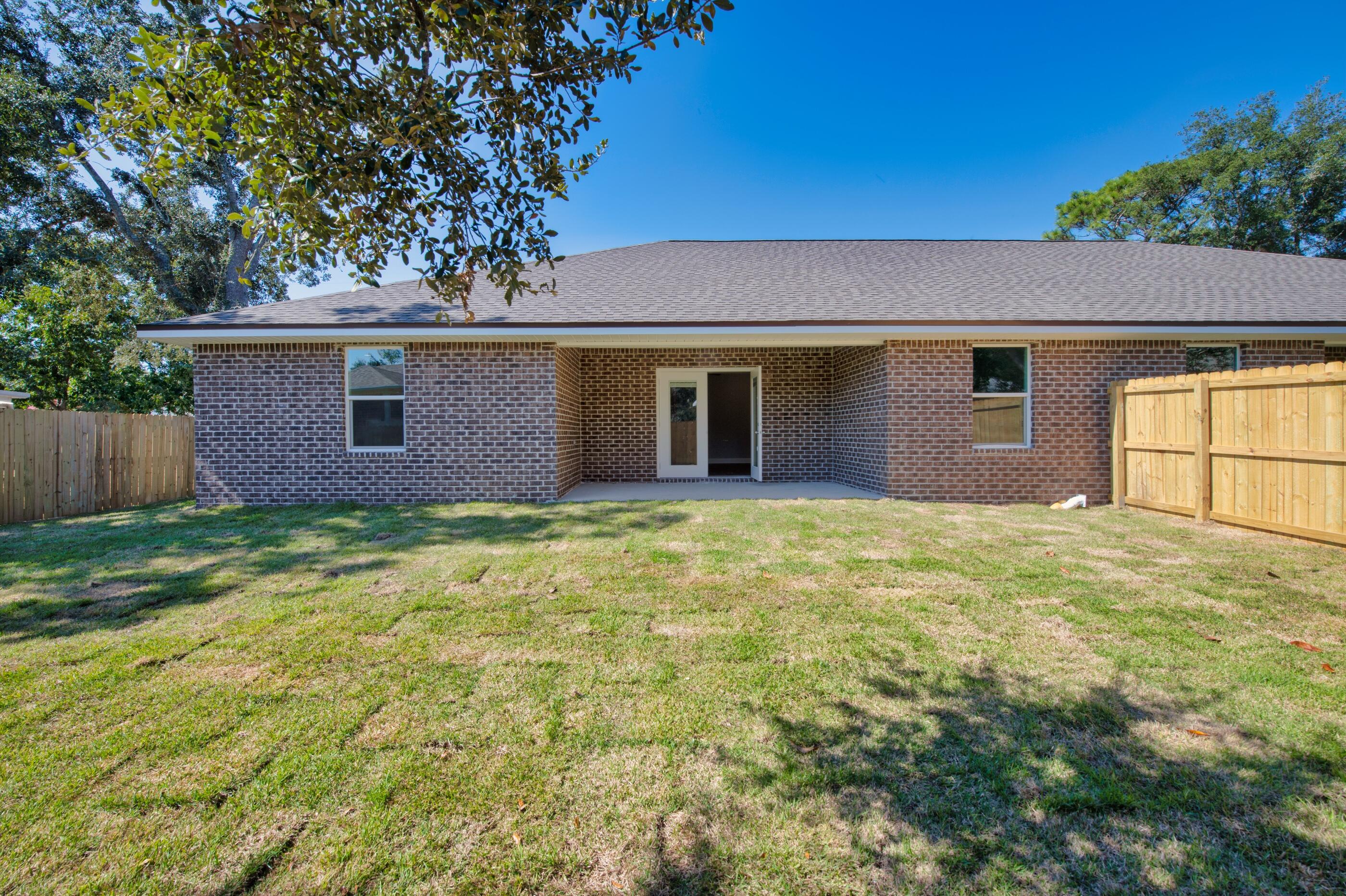 SEASHORE VILLAGE - Residential Lease